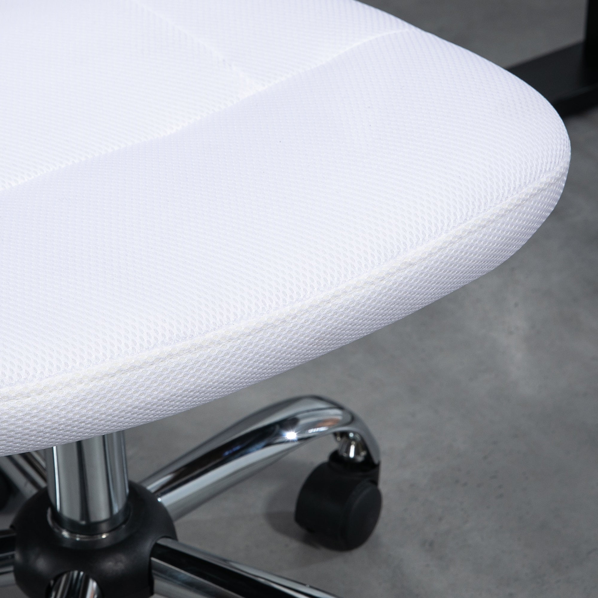 Ergonomic Office Chair Adjustable Height Manager Chair 360° Swivel White Mesh Upholstery