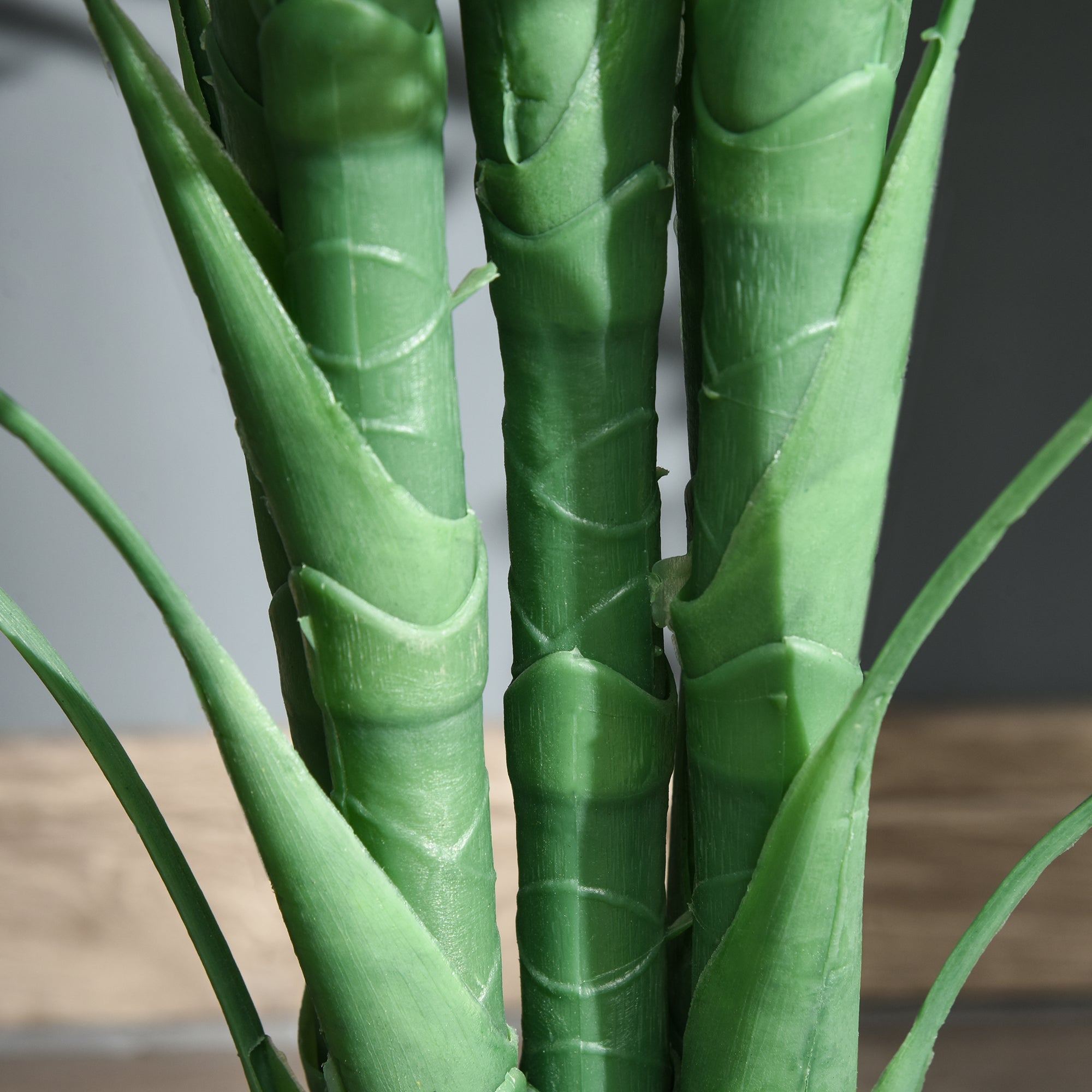 Artificial Palm Tree 125 cm (49 in) – Pre-Potted Faux Palm with 18 Realistic Fronds for Living Room, Balcony, Office