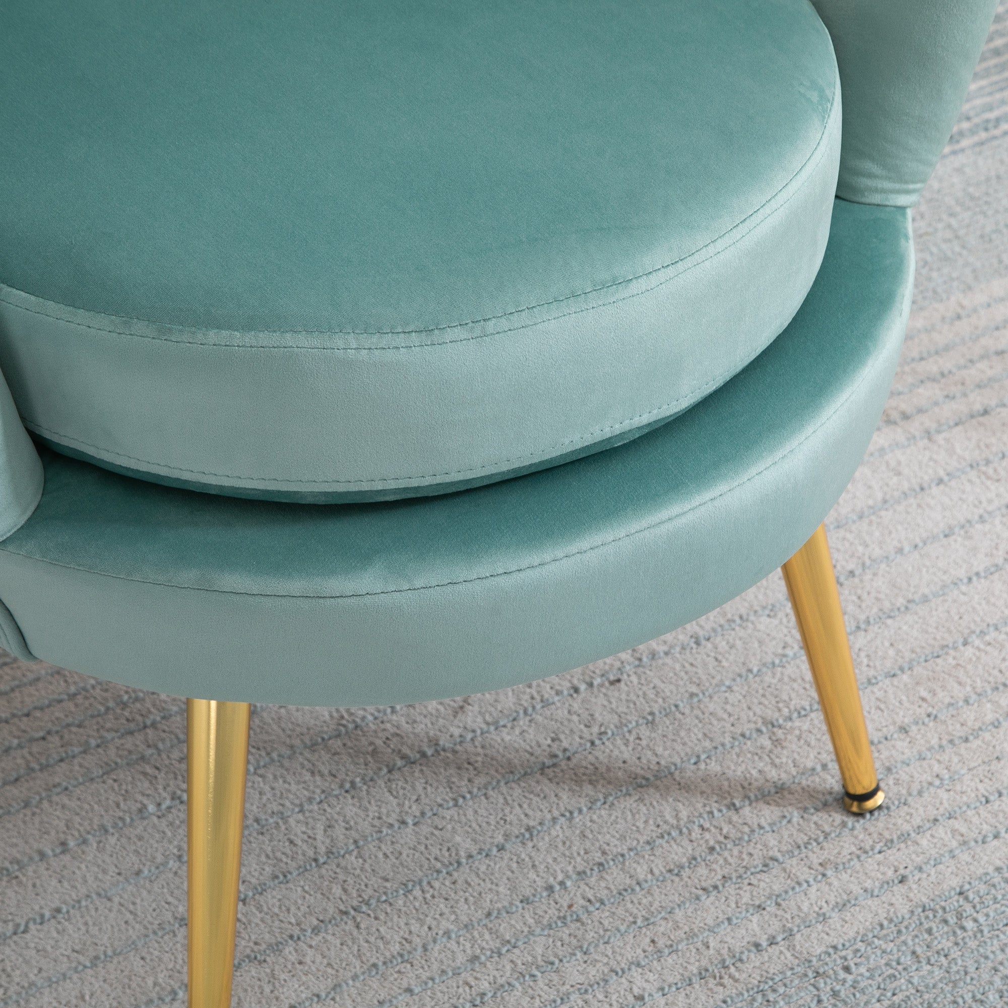 Vintage Design Armchair in Blue Velvet, High Back Bedroom Armchair 76x67x74cm, Green