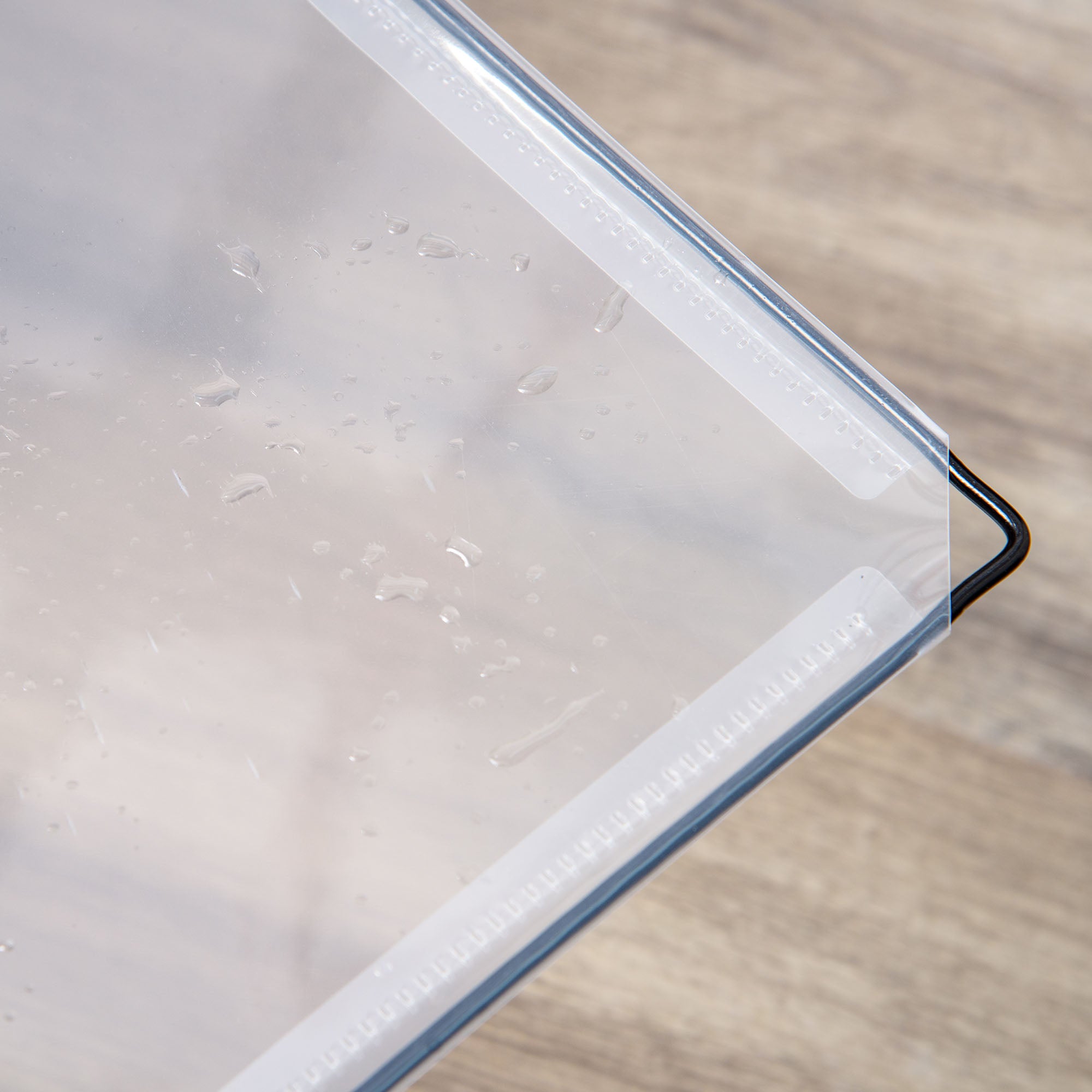 Small Animal Cage Pet Playpen with 27 Panels and Customizable Shape for Guinea Pigs Rabbits Chinchillas 140x70x70 cm Transparent