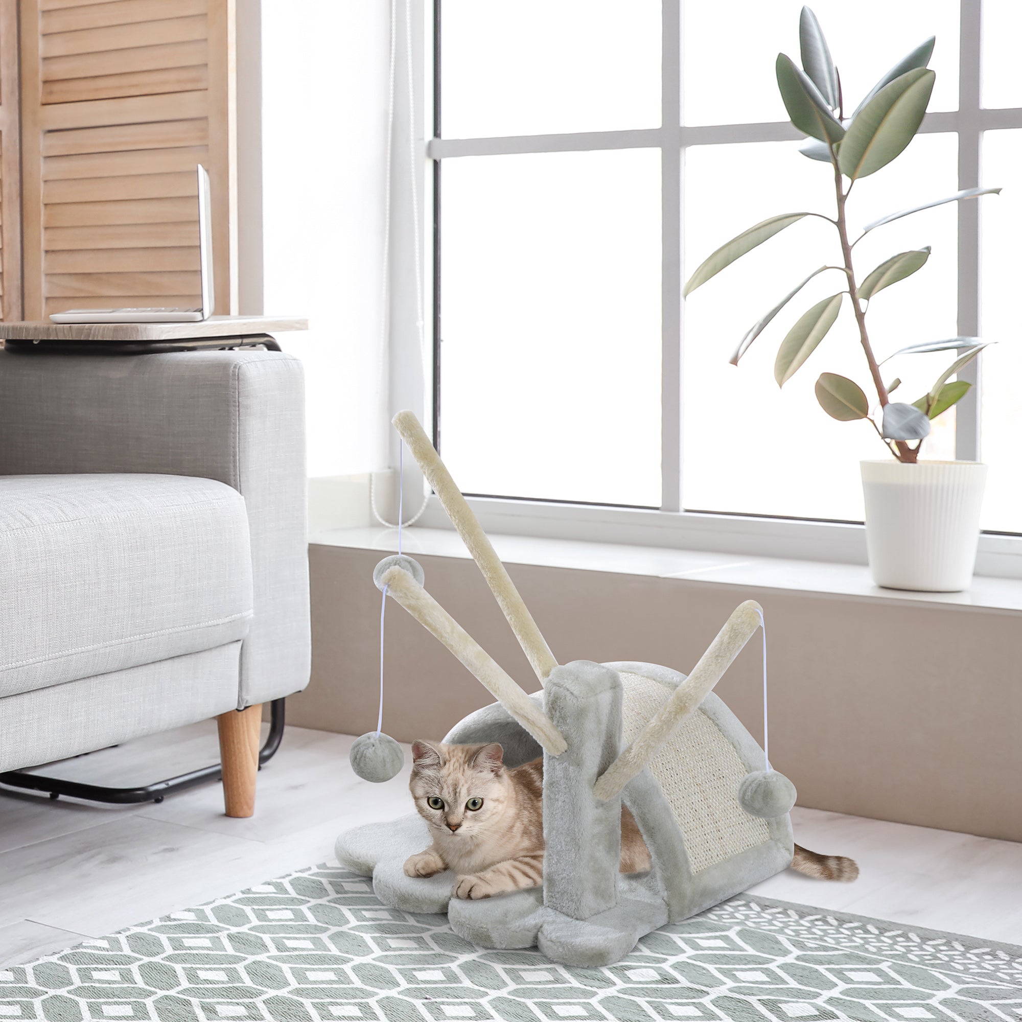 40cm Cat Scratching Post Small Cat Tower with Cave, 2 Play Balls, Scratching Mat, Cat Scratching Tree, Climbing Tree, for Small & Large Cats, Light Gray