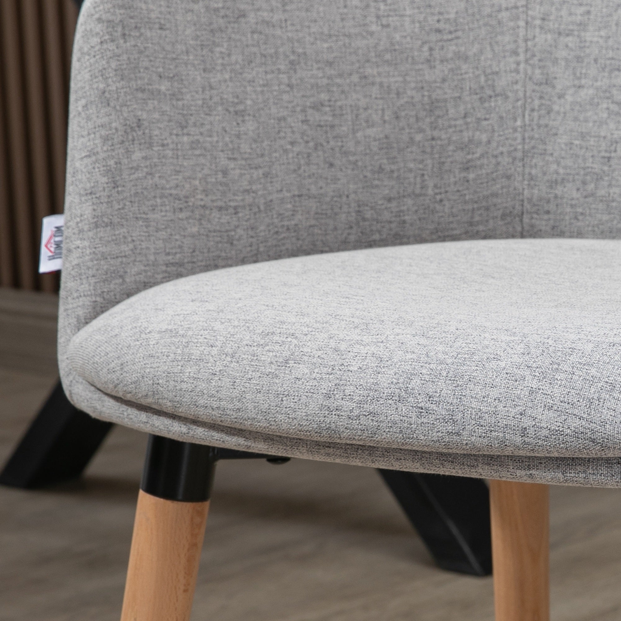 Dining Chair Armchair Upholstered in Synthetic Linen with Armrests and Wooden Legs for Office Bedroom Load 120 kg 57x56x72 cm Gray