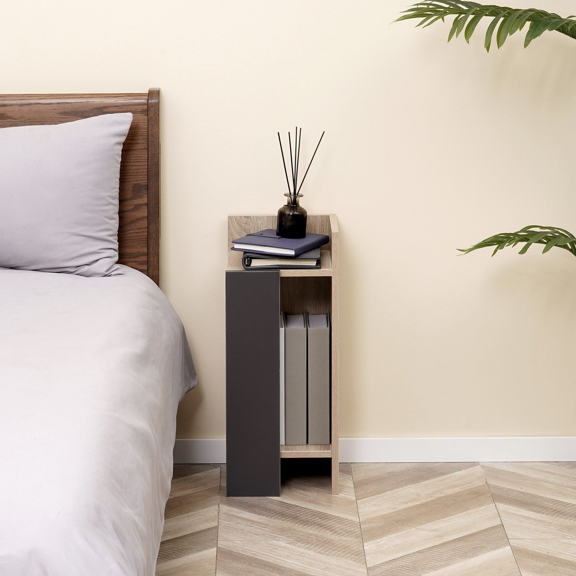 Gray Modern Nightstand with Open Shelf, Set of 2 in Chipboard for Bedroom and Living Room, 27x25x60 cm