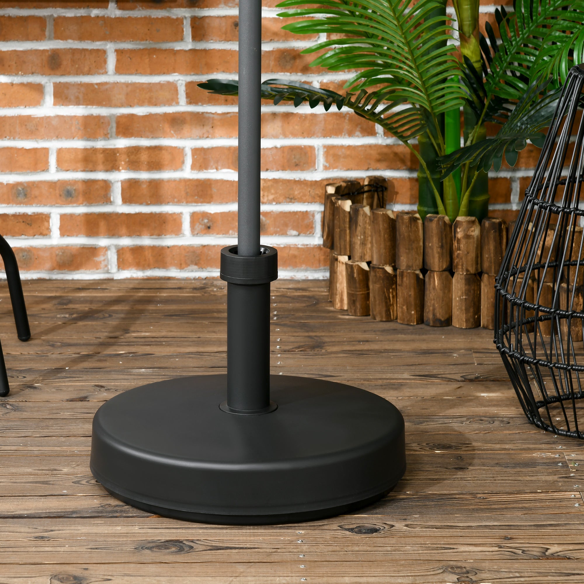 Garden Umbrella Base in PP Plastic, max 18kg Weight, Ø45x33 cm, Black