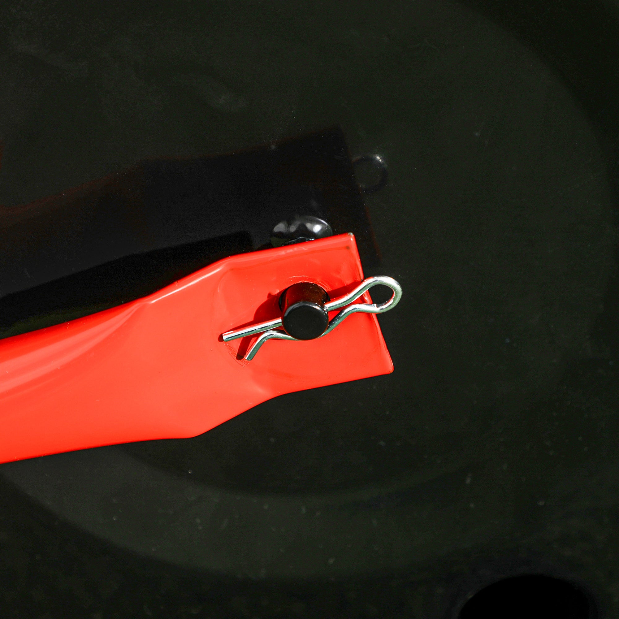 Steel Garden Lawn Roller with Handle dim. 59L x 32W x 113H cm Max Weight 38 L Red Black