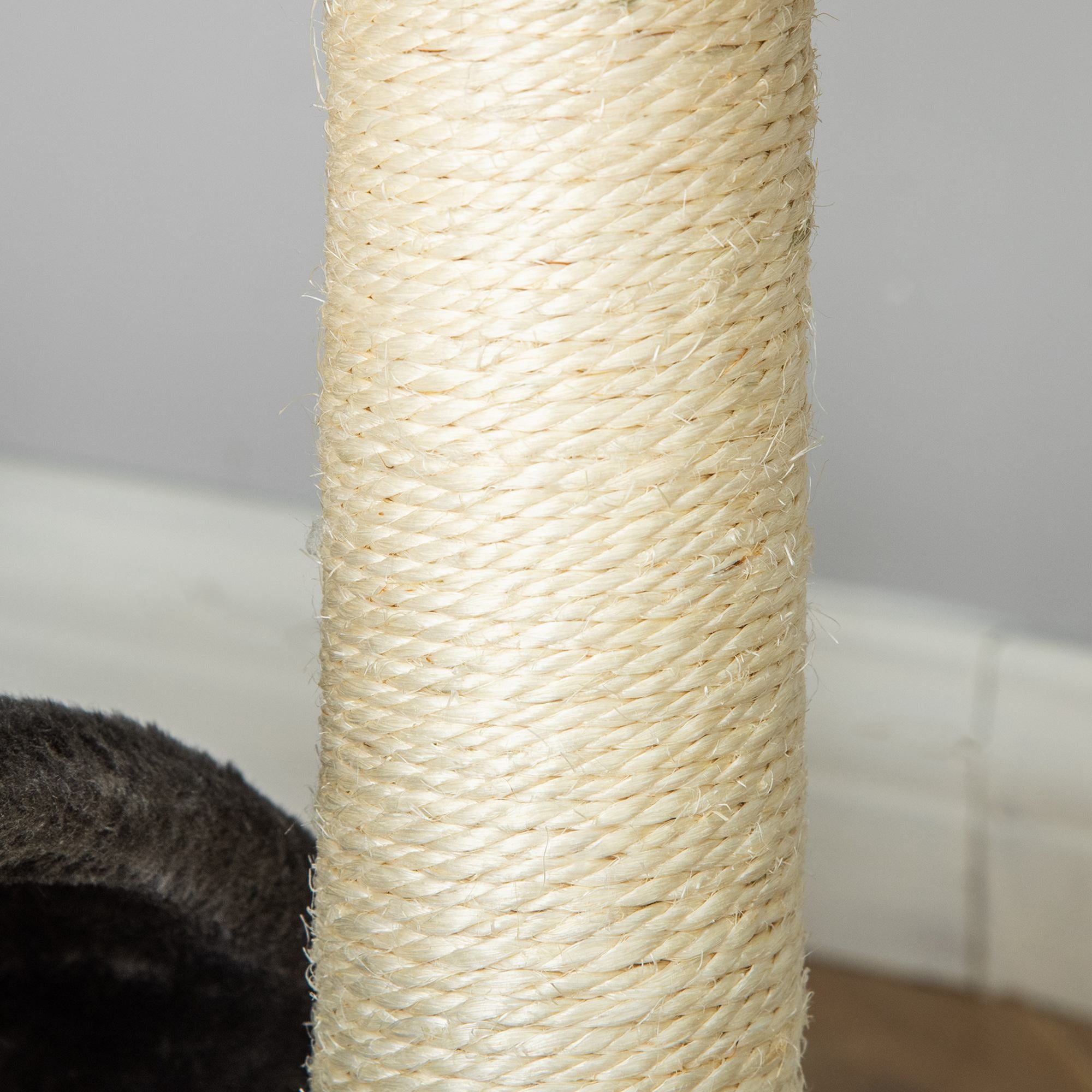 Cat Tree Scratching Post with Play Balls Cat Scratching Tree Sisal Rope Scratching Posts in Gray 35.5 x 37 x 46 cm