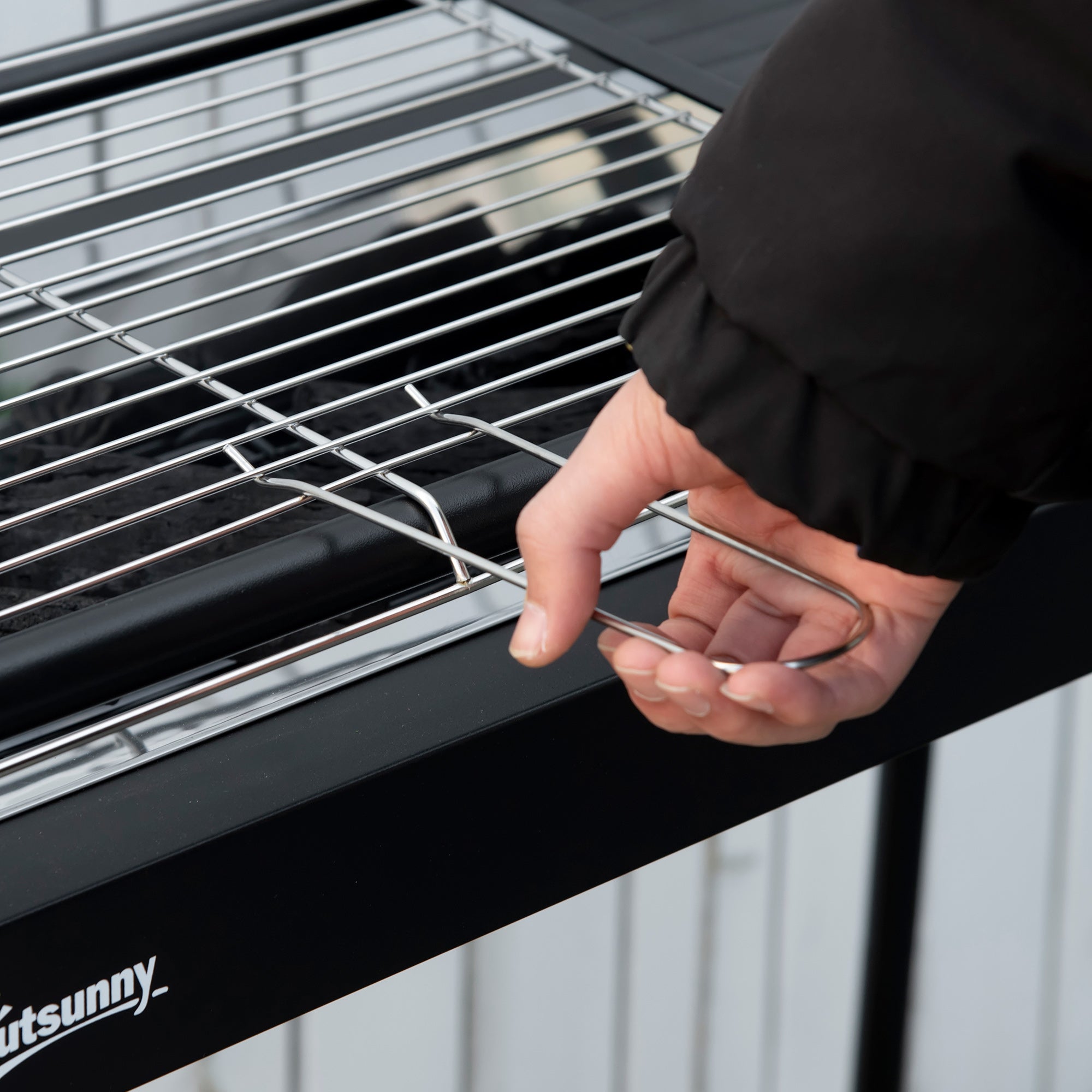 Charcoal Barbecue with Grid and Plate, Portable BBQ in Steel with Side Shelves, 113x59x83.5cm, Black