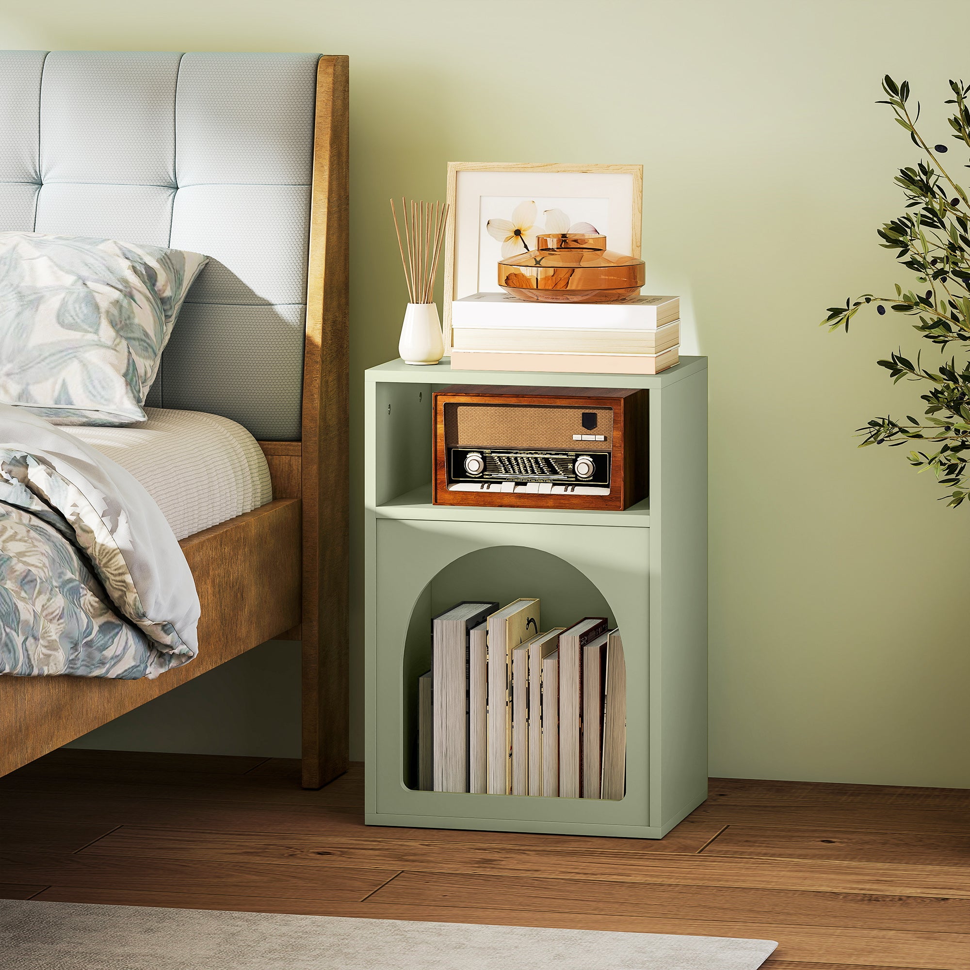 Modern Nightstand Narrow Bedside Table with 2 Open Compartments Arched Design Side Table for Living Room Bedroom 40x30x60 cm Green