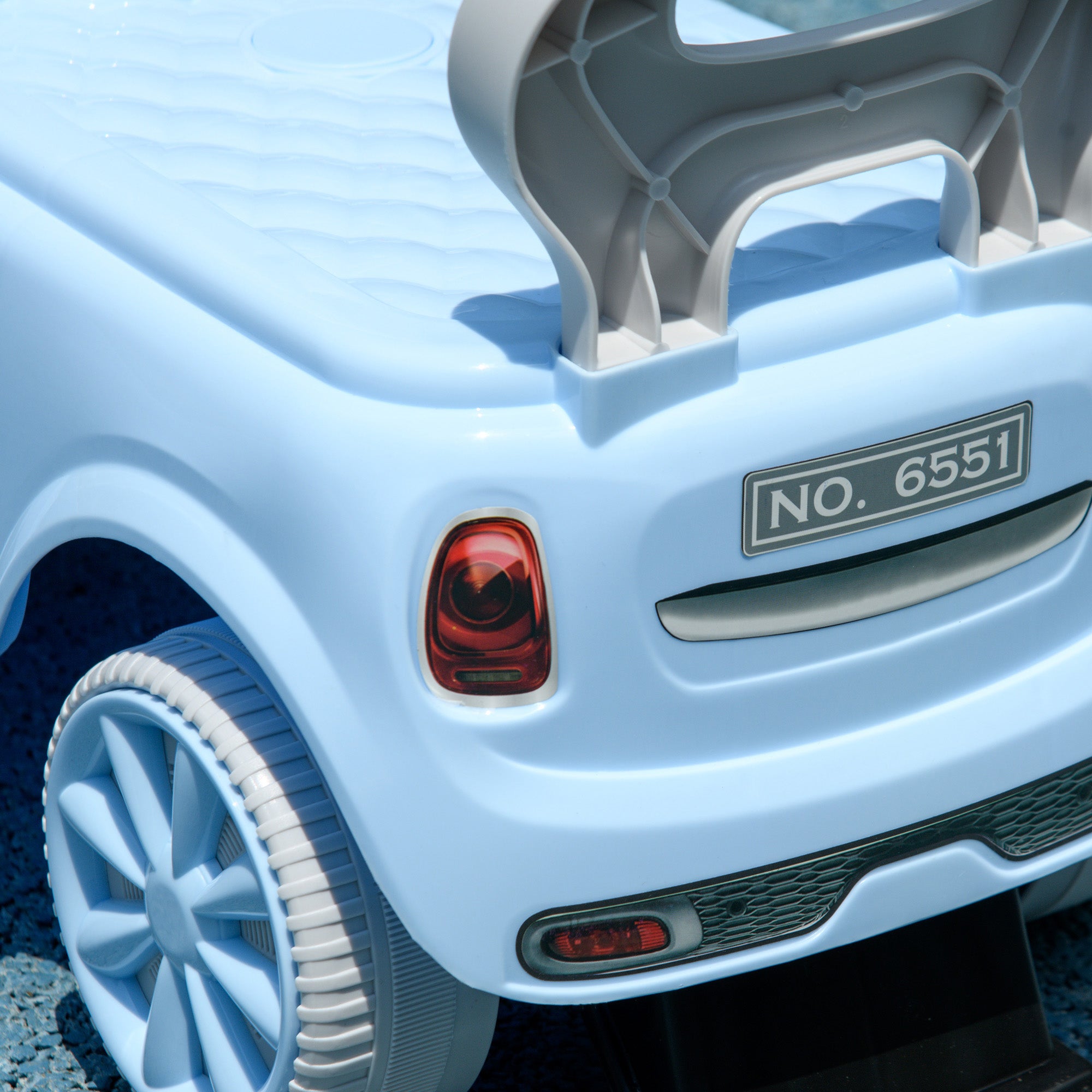 Baby Walker for 18 to 36 Months Babies Ride-on Car with Steering Wheel Horn and Anti-Tip System Load 25 kg 53x25x35 cm Light Blue