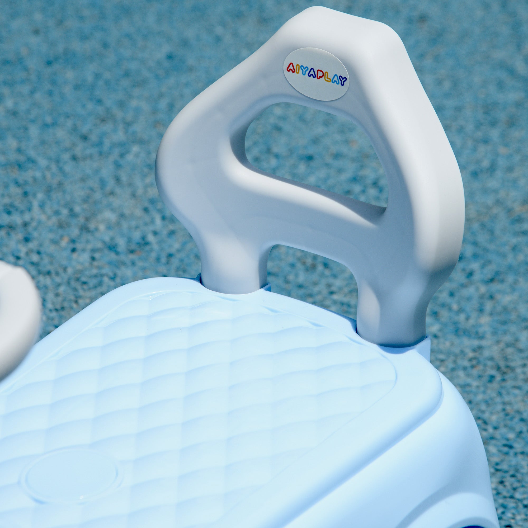 Baby Walker for 18 to 36 Months Babies Ride-on Car with Steering Wheel Horn and Anti-Tip System Load 25 kg 53x25x35 cm Light Blue