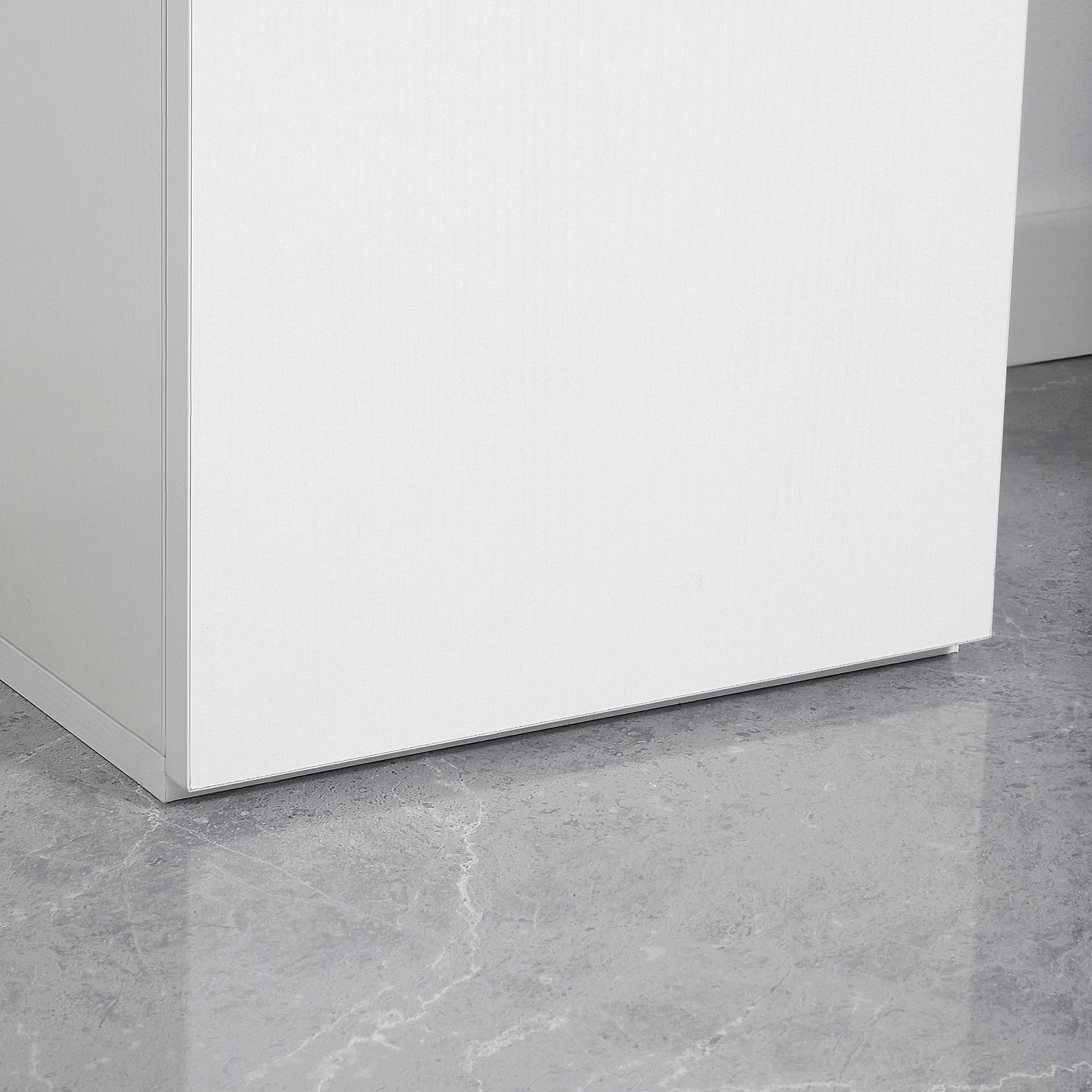 Bathroom Column with 2 Cabinets and Drawer, Tall Bathroom Cabinet, Space-Saving Bathroom Cabinet with 2 Doors, Adjustable Shelves in Wood, 30x28x180 cm, White