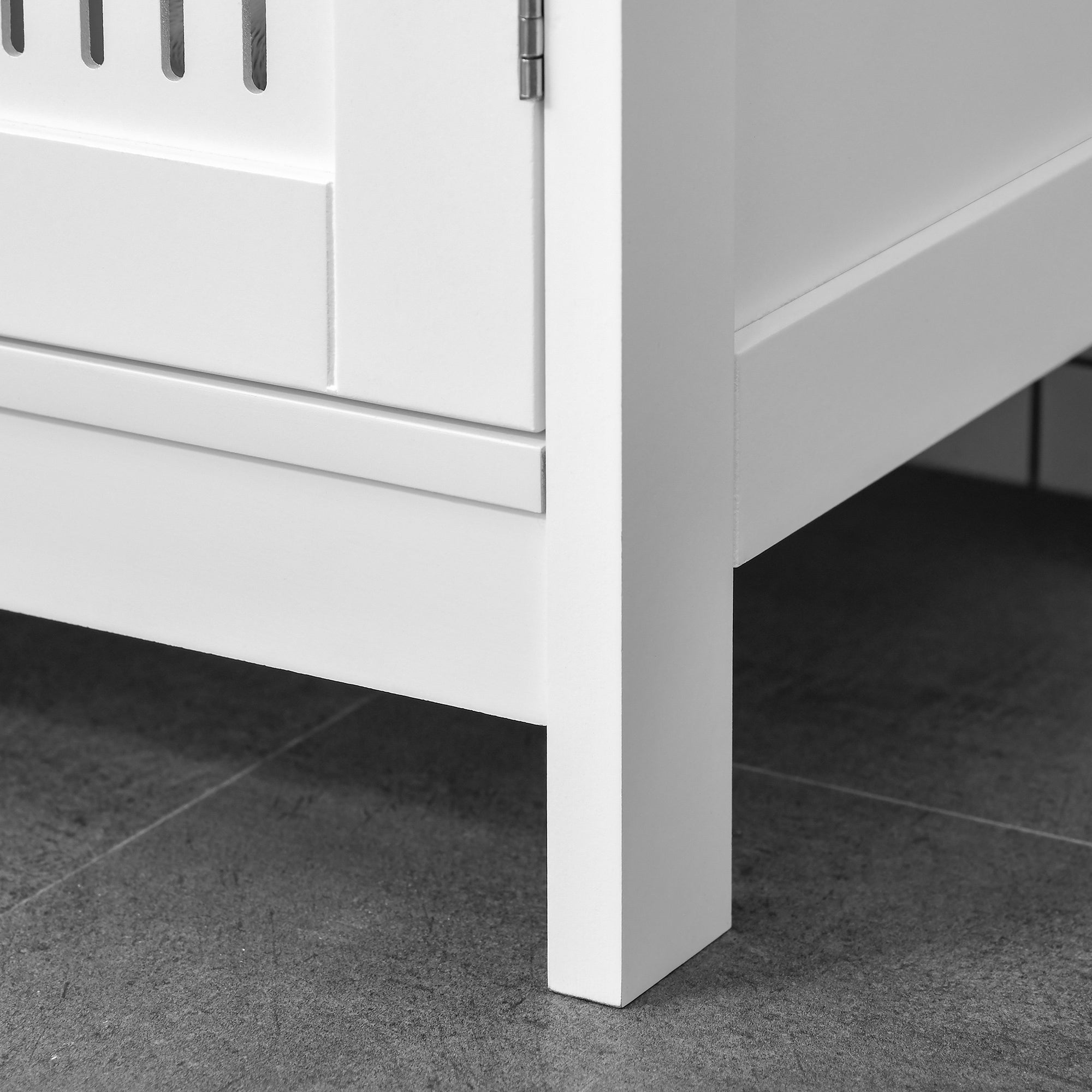 Under Sink Cabinet Bathroom Floor Standing Wooden Cabinet with 2 Ventilated Doors and Adjustable Interior Shelf Modern 60x30x60 cm White