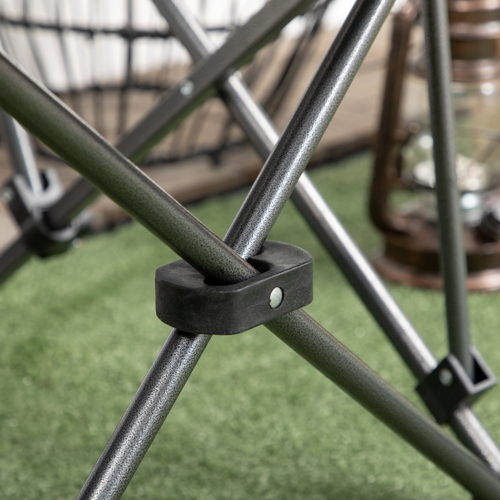 Camping Reclining Chair with Footrest, Folding Chair with Cup Holder and Pocket, 58x148x90cm, Black