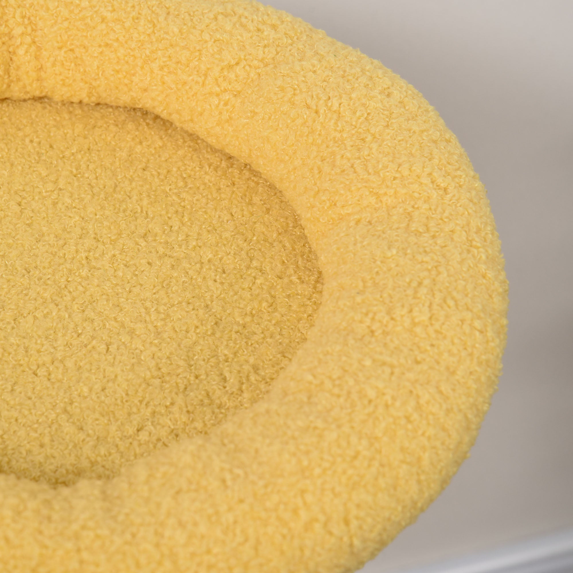 72cm Cat Scratcher Tree Cat Activity Center with Bed Sisal Scratching Post Curved Scratcher and Hanging Ball 40x35x72 cm Yellow