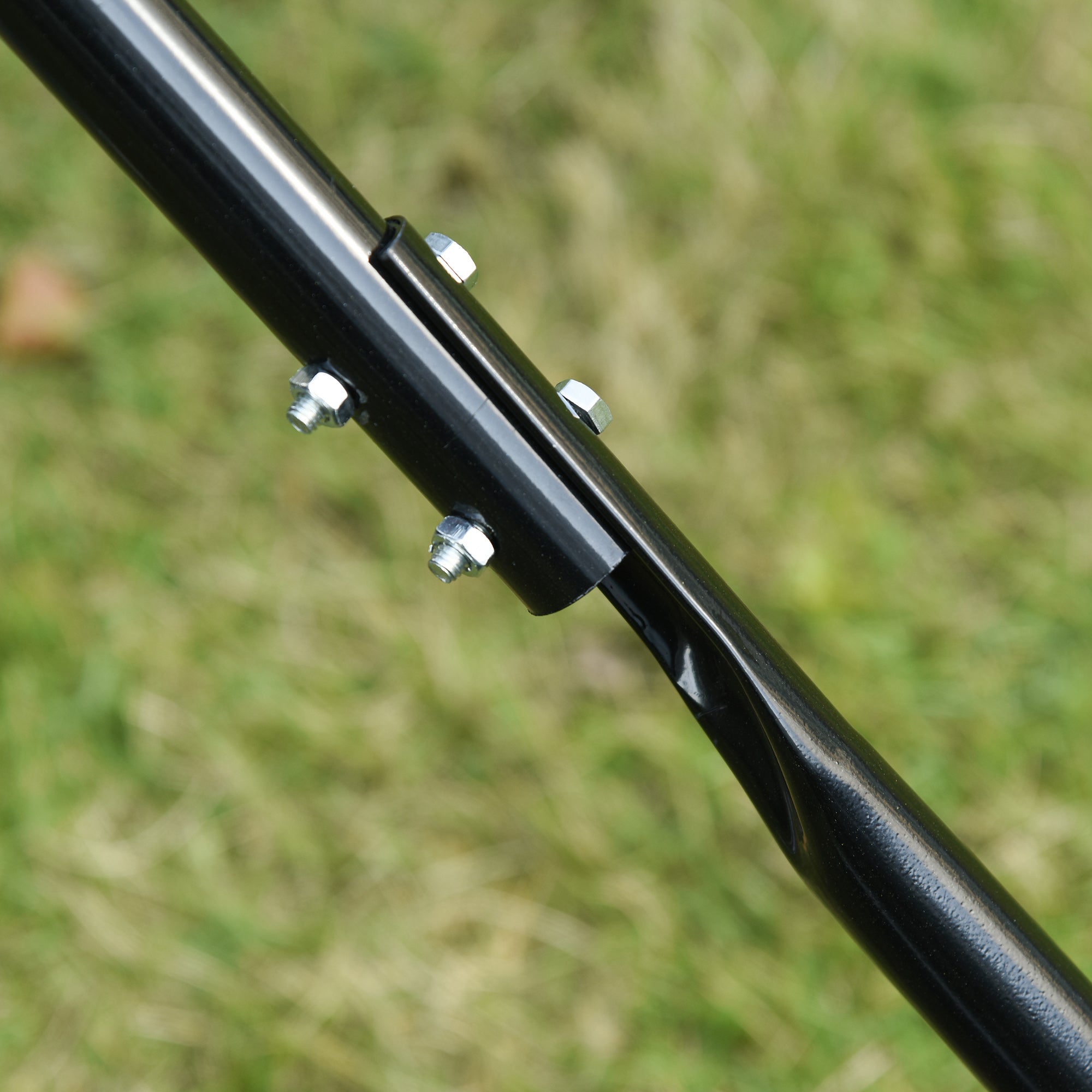 Lawn Roller Garden Roller with U-Handle 31 cm Diameter 30 cm Working Width 40 L Water/Sand Capability Metal Green