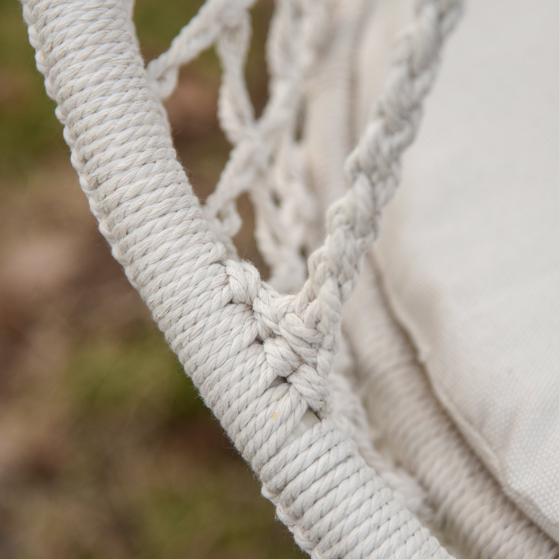 Round Hanging Chair with Ø60 cm Hammock Swing with Cushion and Cotton Rope for Indoor and Outdoor 80x80x42 cm Beige