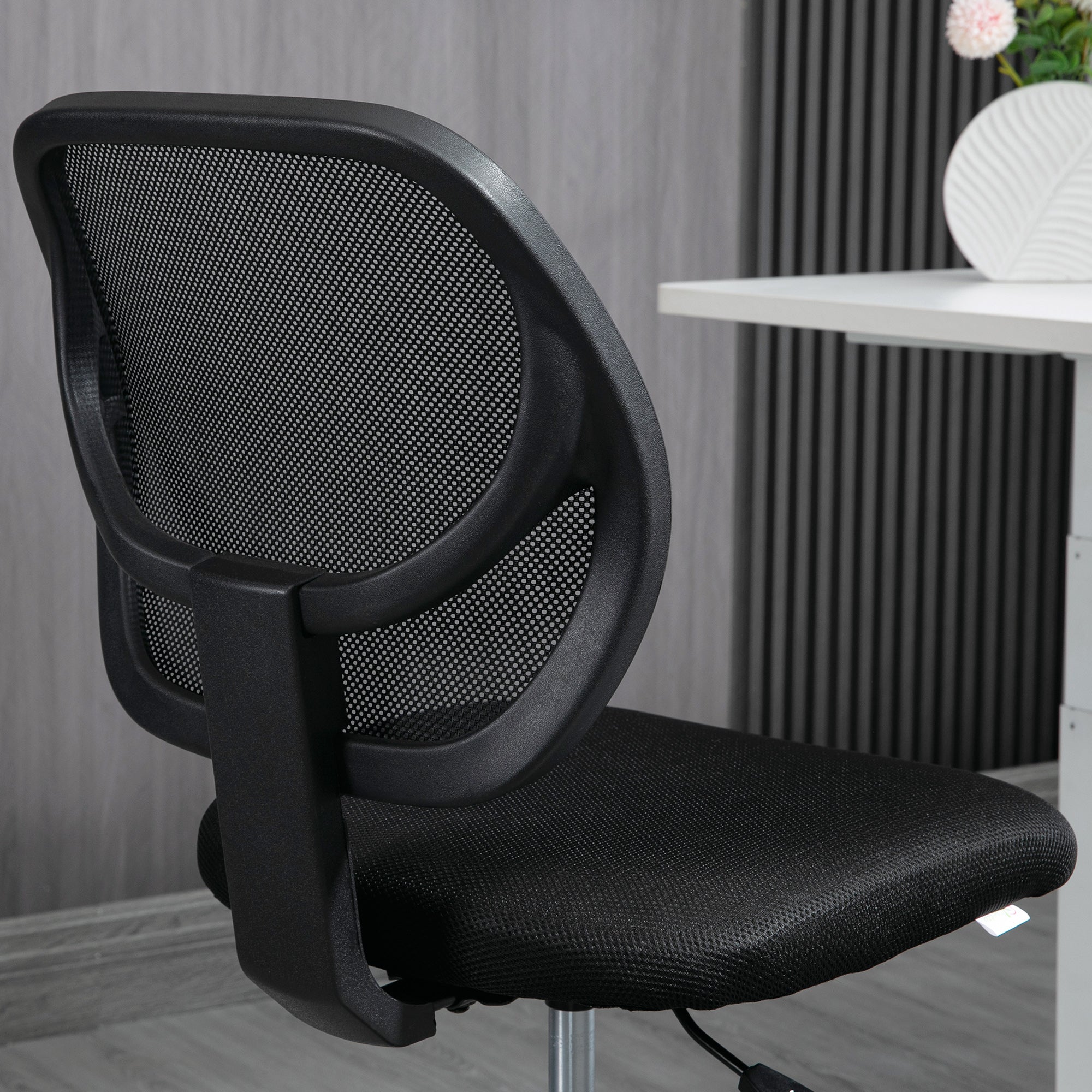 High-seat office chair ergonomic mesh back office chair adjustable height 50-70 cm with 360° swivel footrest black