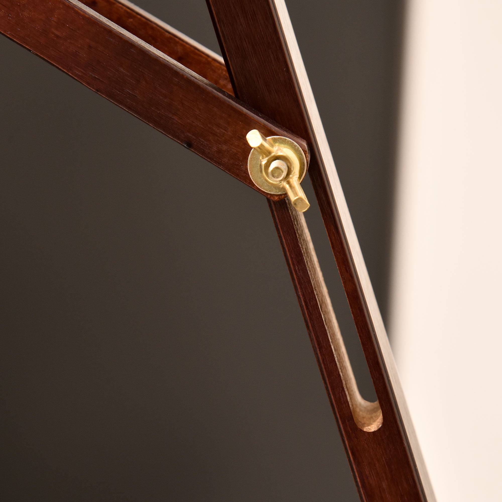 Wooden Painting Easel Drawing Easel with Adjustable 75° Angle Tripod Stand and Brush for Canvases 51.5x71.5x134.5 cm Brown