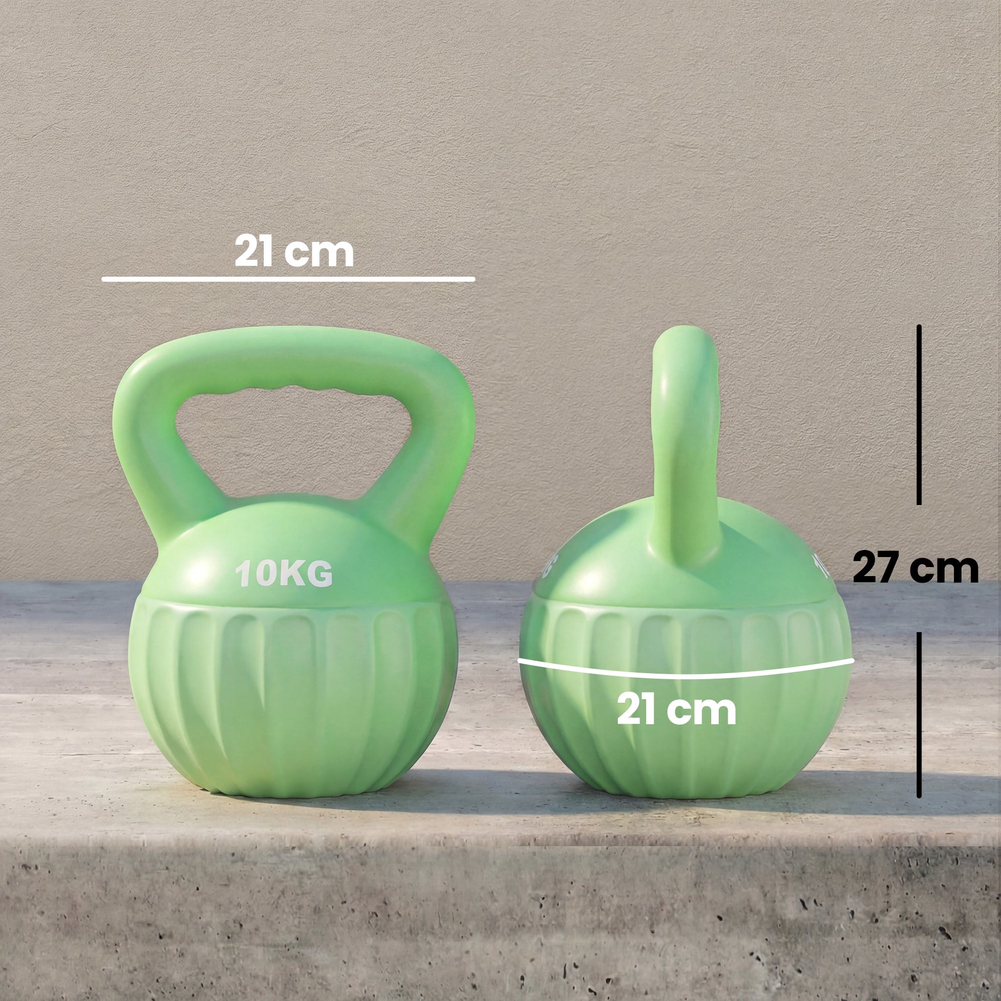 SPORTNOW Kettlebell 10 kg (22 lb) Sand-Filled Weight for Home Strength Training — Green