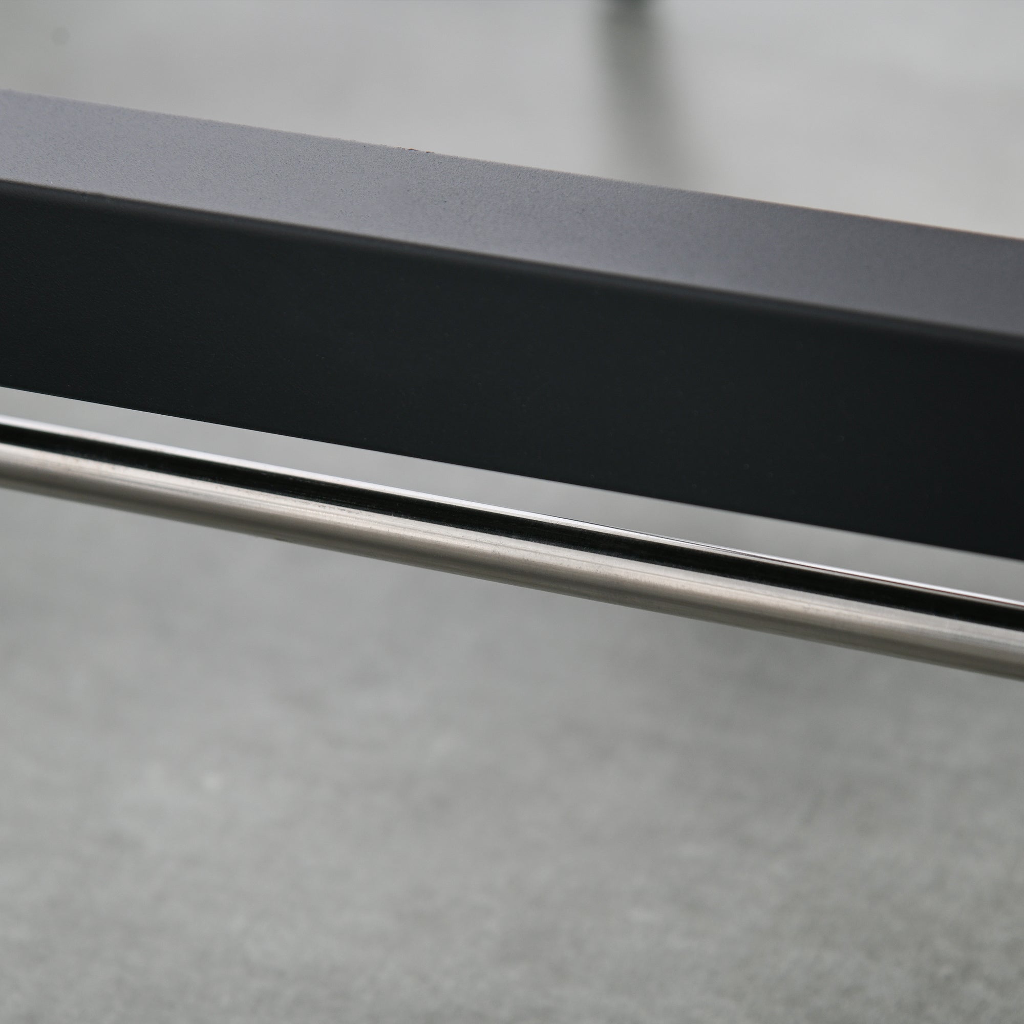 Extendable Folding Dining Table Rectangular Kitchen Table for 4-6 People with Casters, Dining Table made of Metal 118 x 70 x 76.5 cm Brown