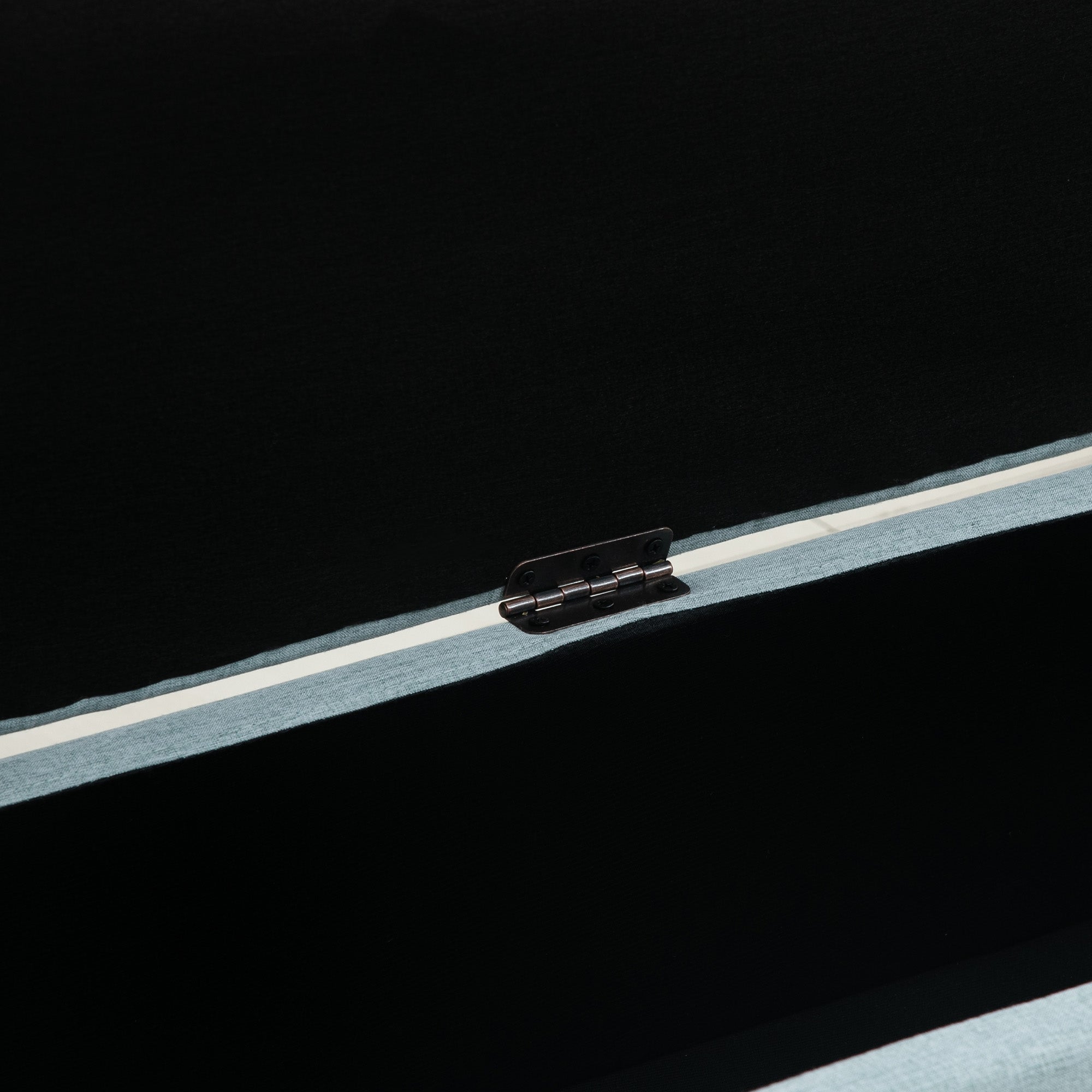 Storage Bench with Linen-Look Upholstery, Bed Bench with Wooden Legs, Storage Trunk for Living Room Bedroom Hallway 110 x 39 x 45 cm, Light Green