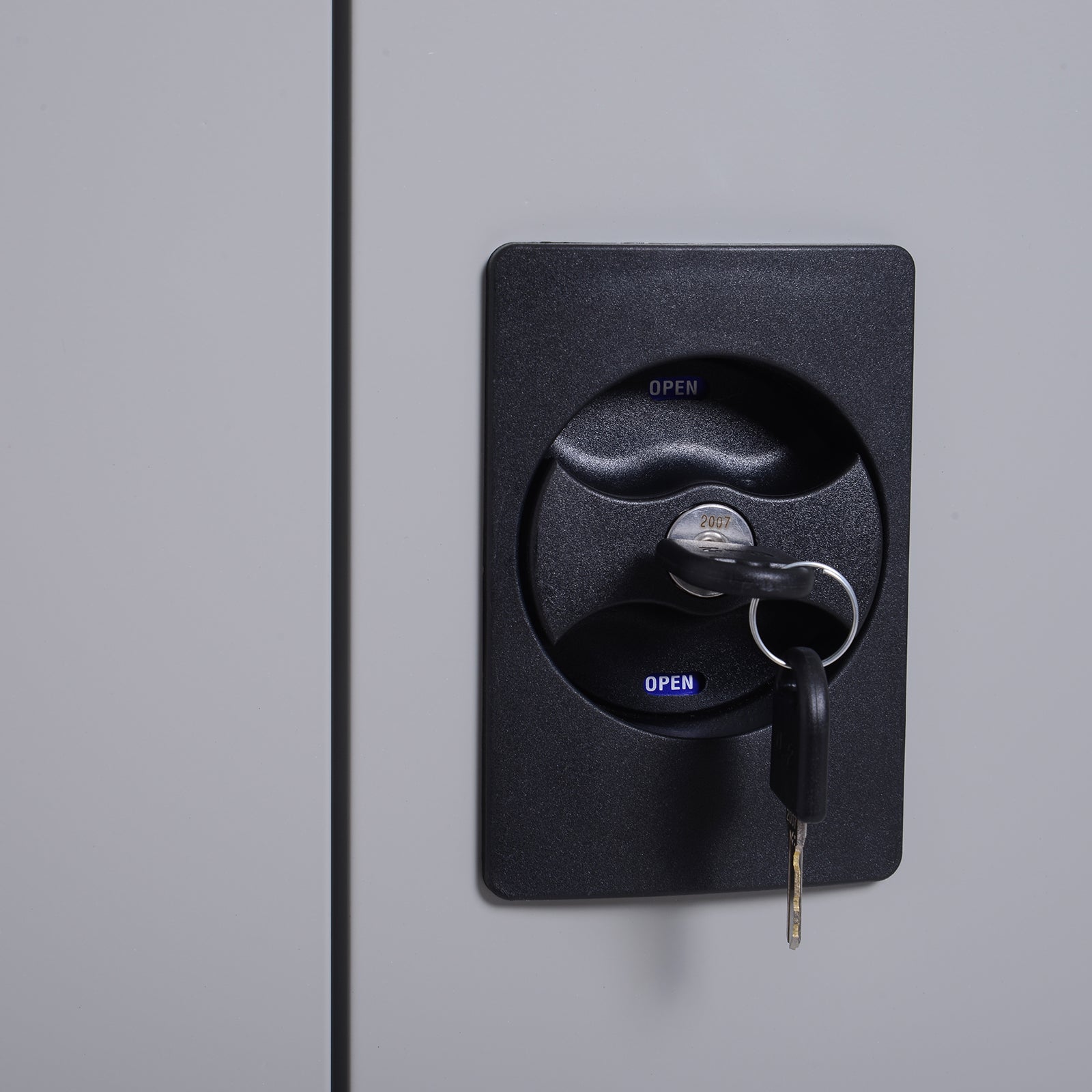 Cabinet Mobile Adjustable Shelf Secure Lock for Home Office Garage Steel 80x40x92.5cm Gray