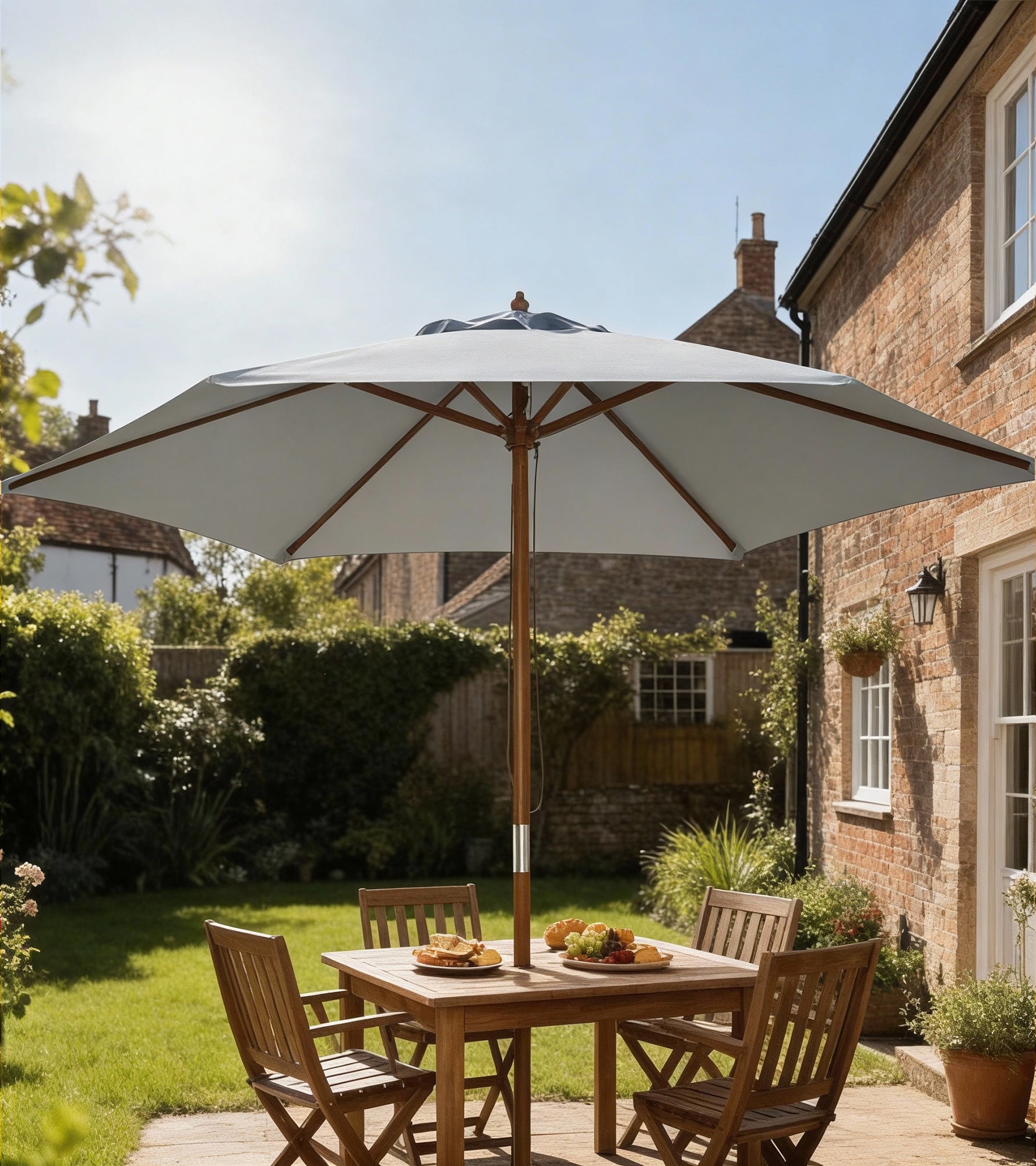 Outsunny Parasol Ø 250 cm, Parasol med Talje Mekanisme Balkon Parasol Strand Parasol lavet af Bambus Vindbestandig Markedsparasol Solbeskyttelse til Balkon Terrasse Have, Grå
