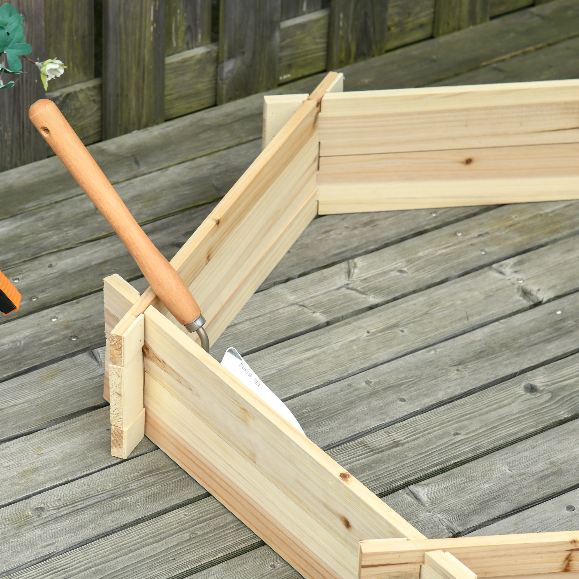 Garden Bed, Hexagonal Outdoor Planter Without Base, Tool-Free Assembly, Fir Wood, 100x92x16cm