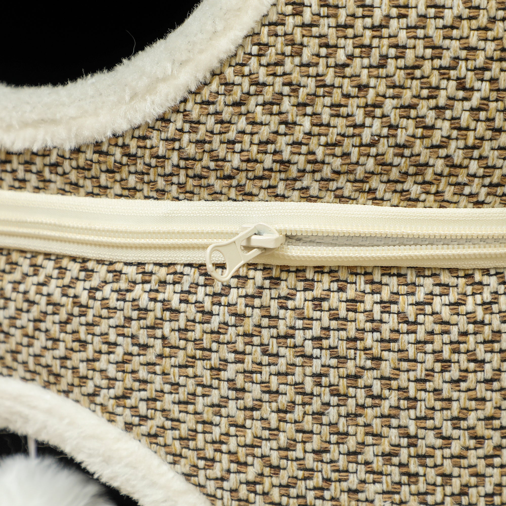 Scratching Post, 56 cm High Cat Tower with Cave, Scratching Tree, Cat Tower made of Sisal, for Cat up to 5 kg, Coffee