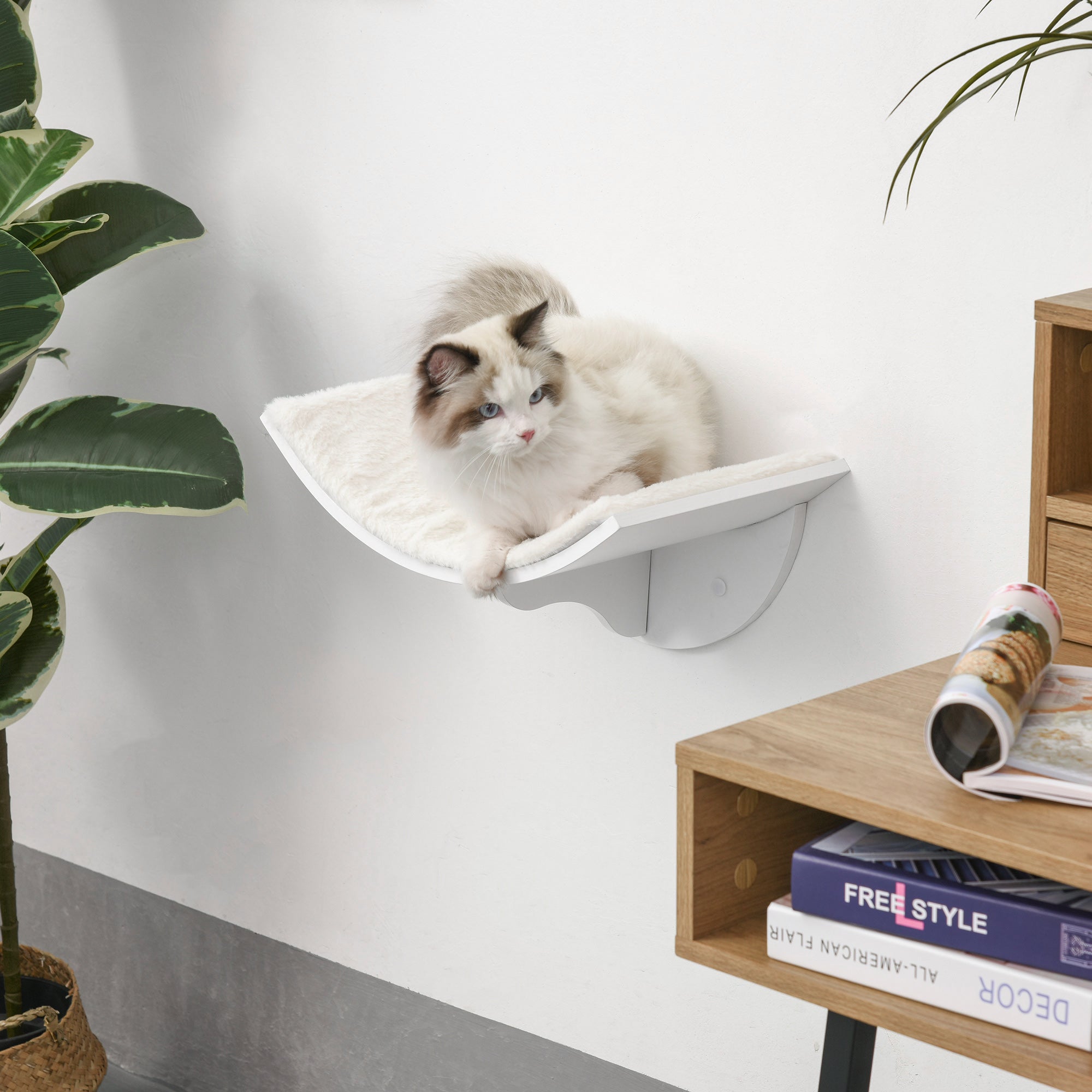 Cat Perch Cat Wall Shelf Cat Bed Cat Wall Mount Plush Cover White 41 x 28 x 21 cm