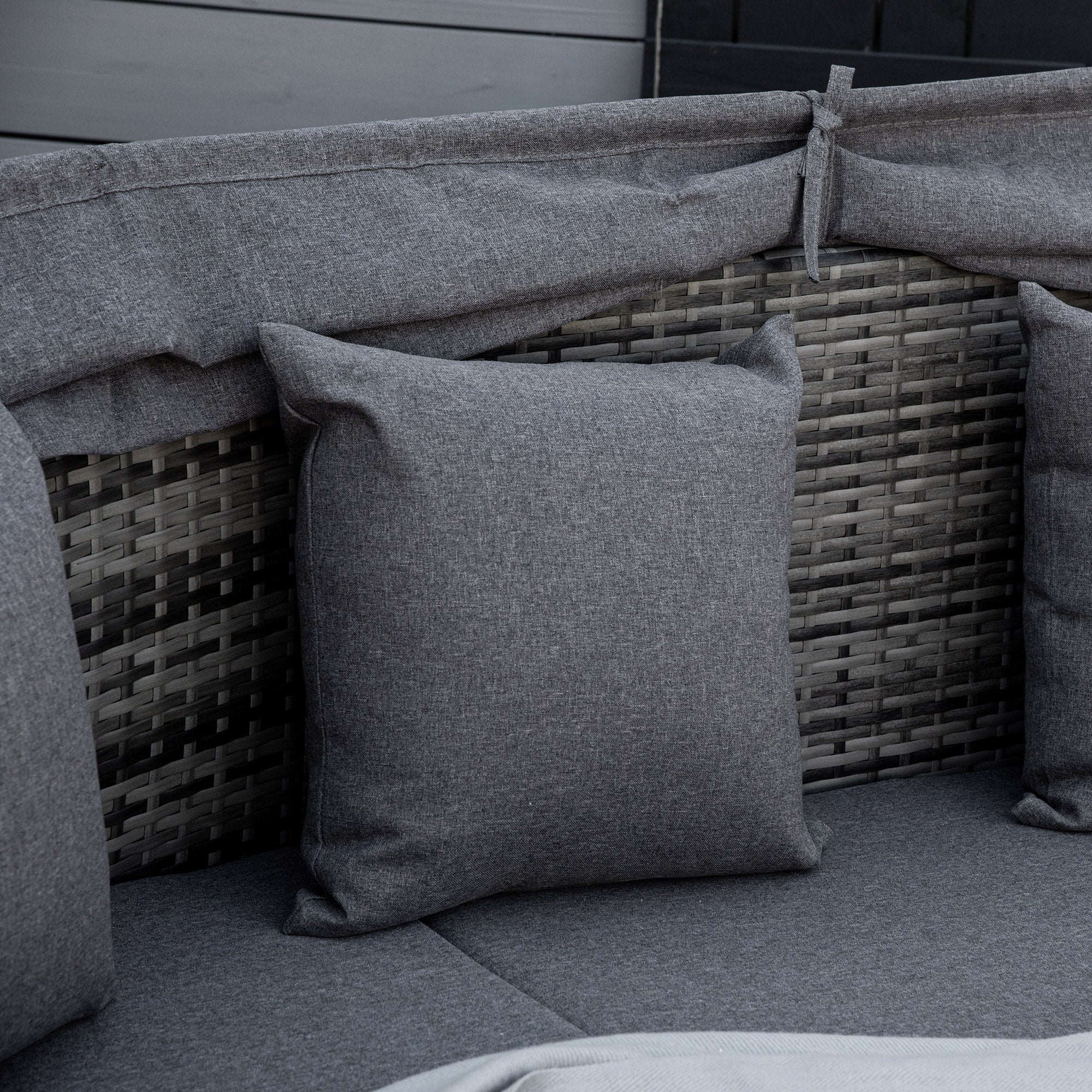 Rattan Daybed 4-Piece Sun Lounger with Sun Canopy Seating Group 4 Cushions Metal Grey 230 x 145 x 80 cm