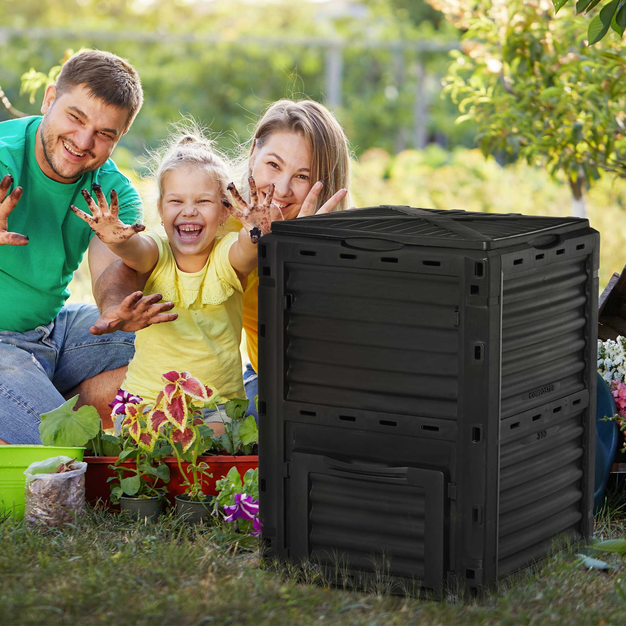 300L Capacity Organic Composter for Garden Fertilizer Production with 48 Vents 60.5x60.5x81.5 cm Black