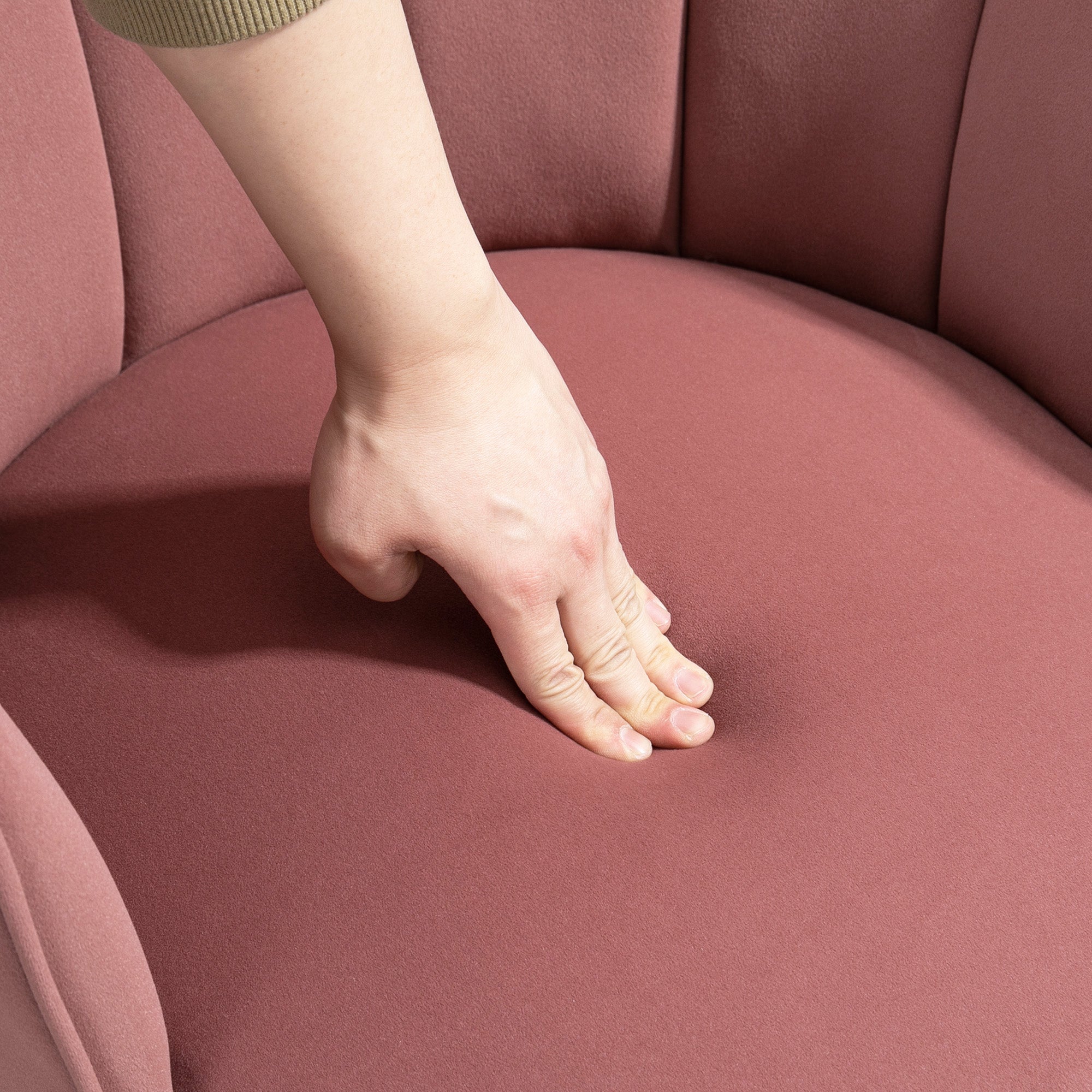 Chair Living Room Lounge Chair in Shell Shape Recliner with Wooden Legs, Upholstered Chair Reading Chair with Velvet Look, Upholstered Chair for Bedroom Pink