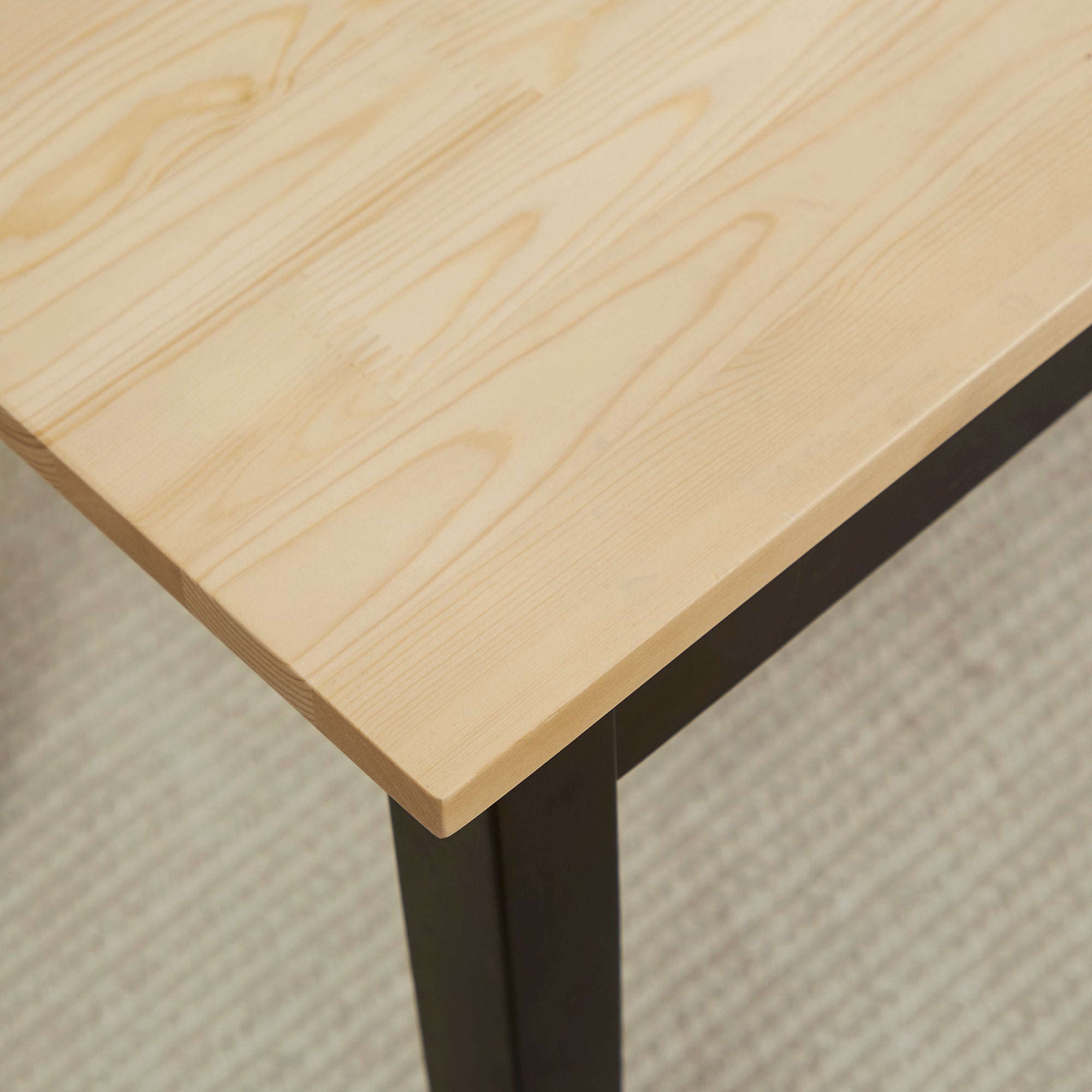 2-Seater Wooden Bench, Kitchen Bench Living Room Bench for Kitchen, Entrance, up to 220 kg Load Capacity, Pine Wood, Natural+Black, 102 x 36 x 45 cm