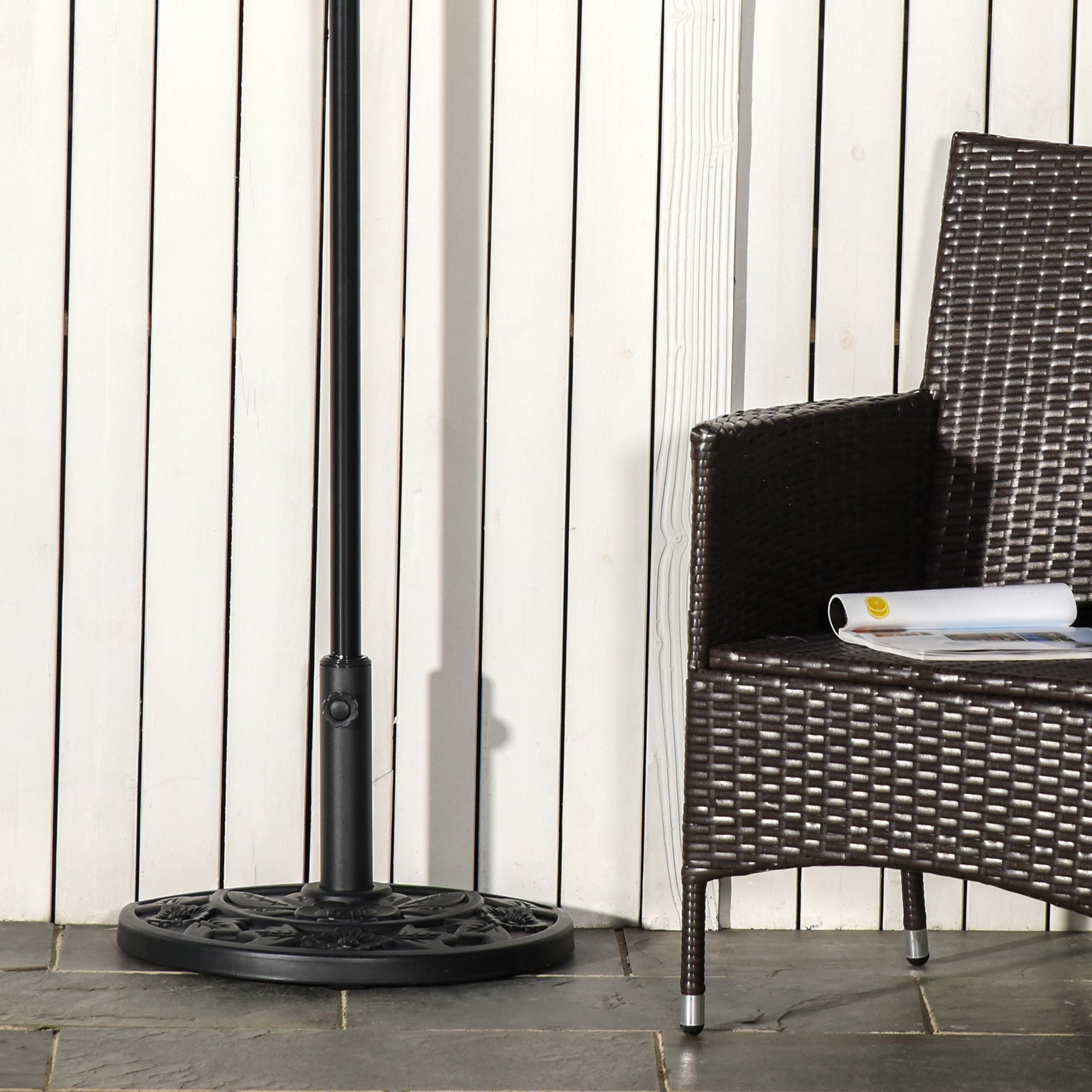 Umbrella Stand 9 kg Cantilever Umbrella Stand with Flower Design Half-Round Umbrella Holder, Stand for Umbrella 35/38/48mm Pole Diameter, for Balcony, Terrace, Garden, Black