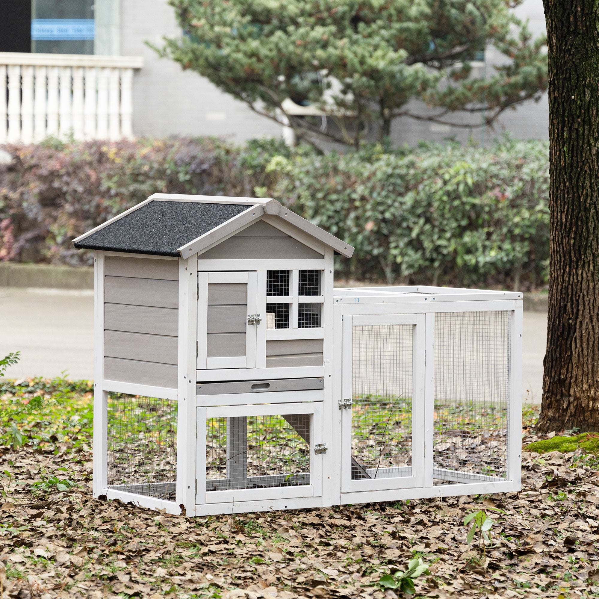 Rabbit Hutch Cottage - Upper Enclosure with Ramp and Outdoor Enclosure - Pull-Out Tray, Bituminous Roof, 4 Lockable Doors - Dimensions 128L x 64W x 92H cm Spruce Wood White Gray