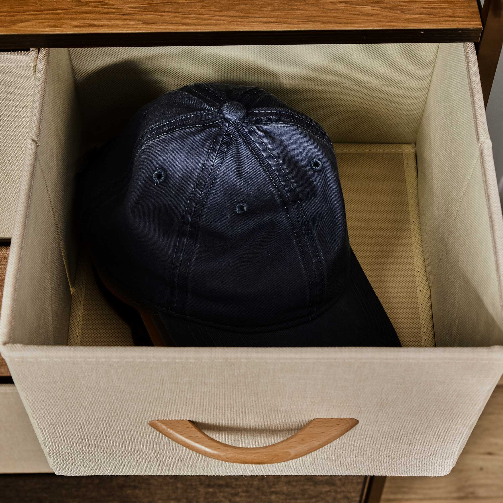 Chest of Drawers, Sideboard with 5 Foldable Fabric Drawers, Handle, Storage Cabinet with Anti-tipping device for Living Room, Bedroom, Brown