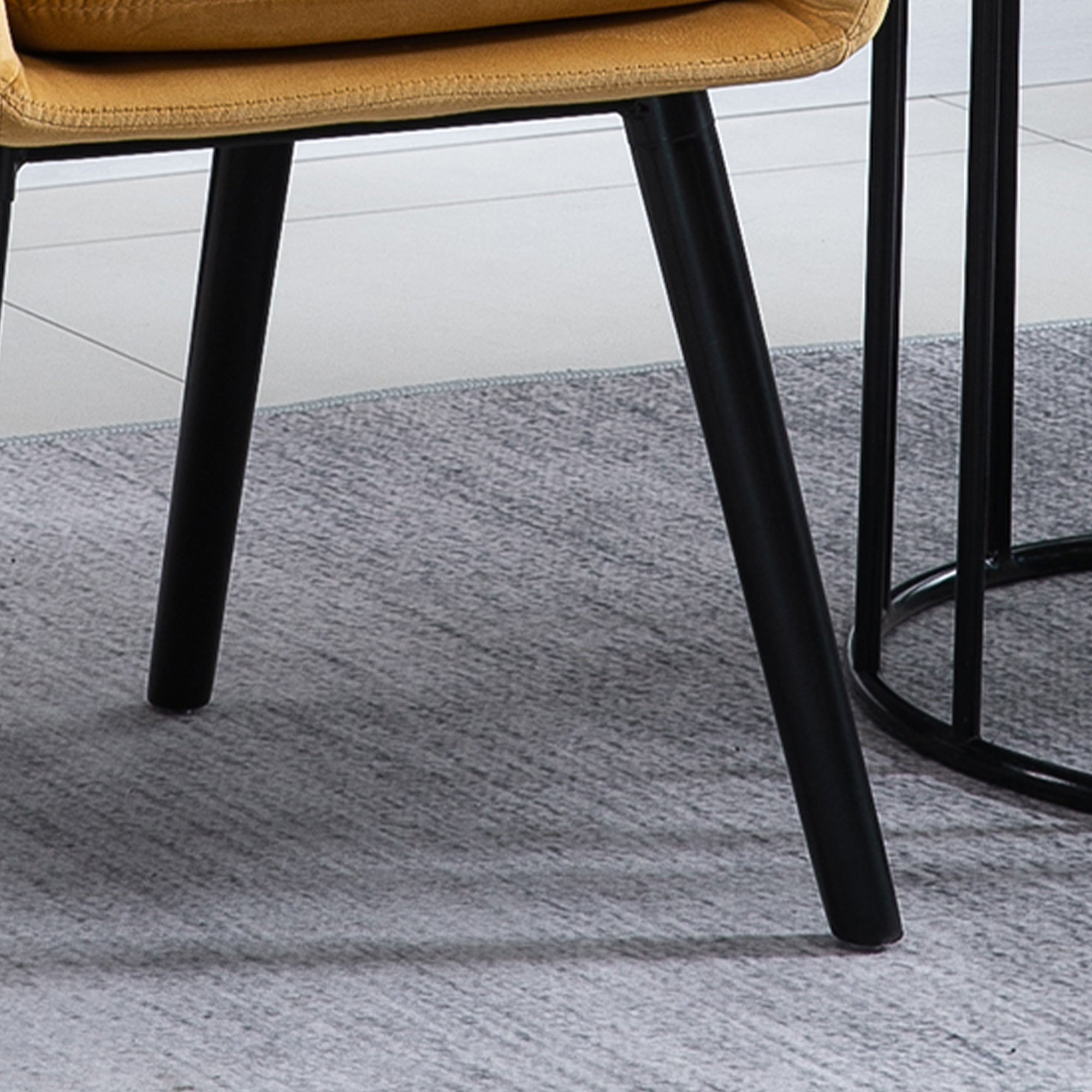 Set of 2 Dining Room Chairs with Armrests, Upholstered Kitchen Chairs in Velvet with Wooden Legs, Office and Living Room Chairs, 54x56x74cm, Yellow