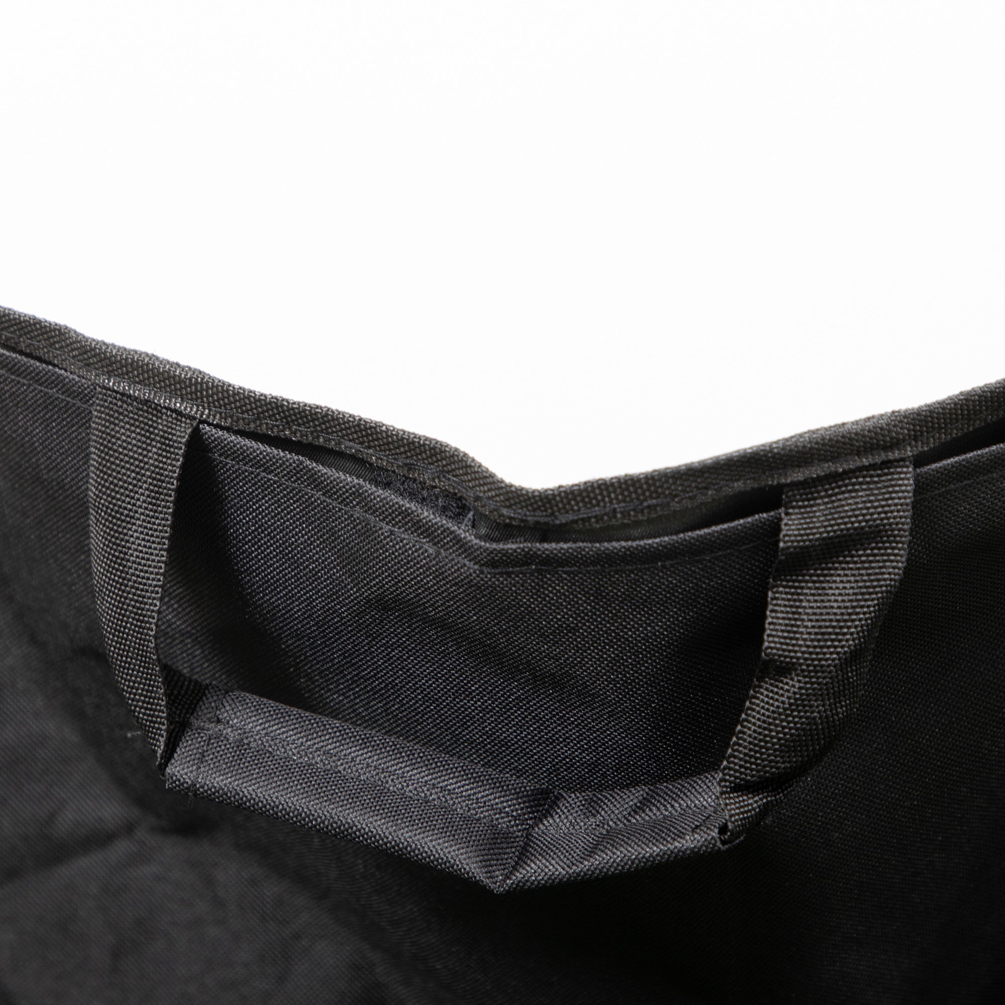 Camping Chair Foldable Garden Chair with Side Pocket, Steel Legs, Folding Chair with Carry Bag for Pool, Beach, Oxford, Black