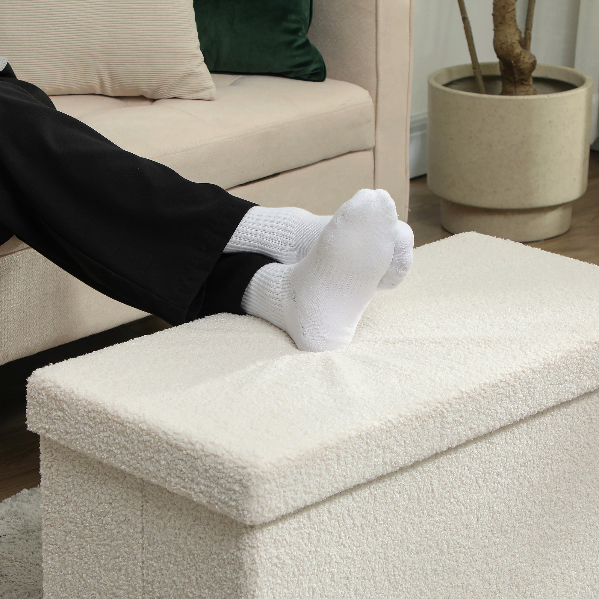 Storage Bench with Storage Space Foldable Upholstered Bench with Velvet Look, Storage Chest, Storage Bench for Living Room Bedroom Hallway 76 x 38 x 38 cm, Cream White