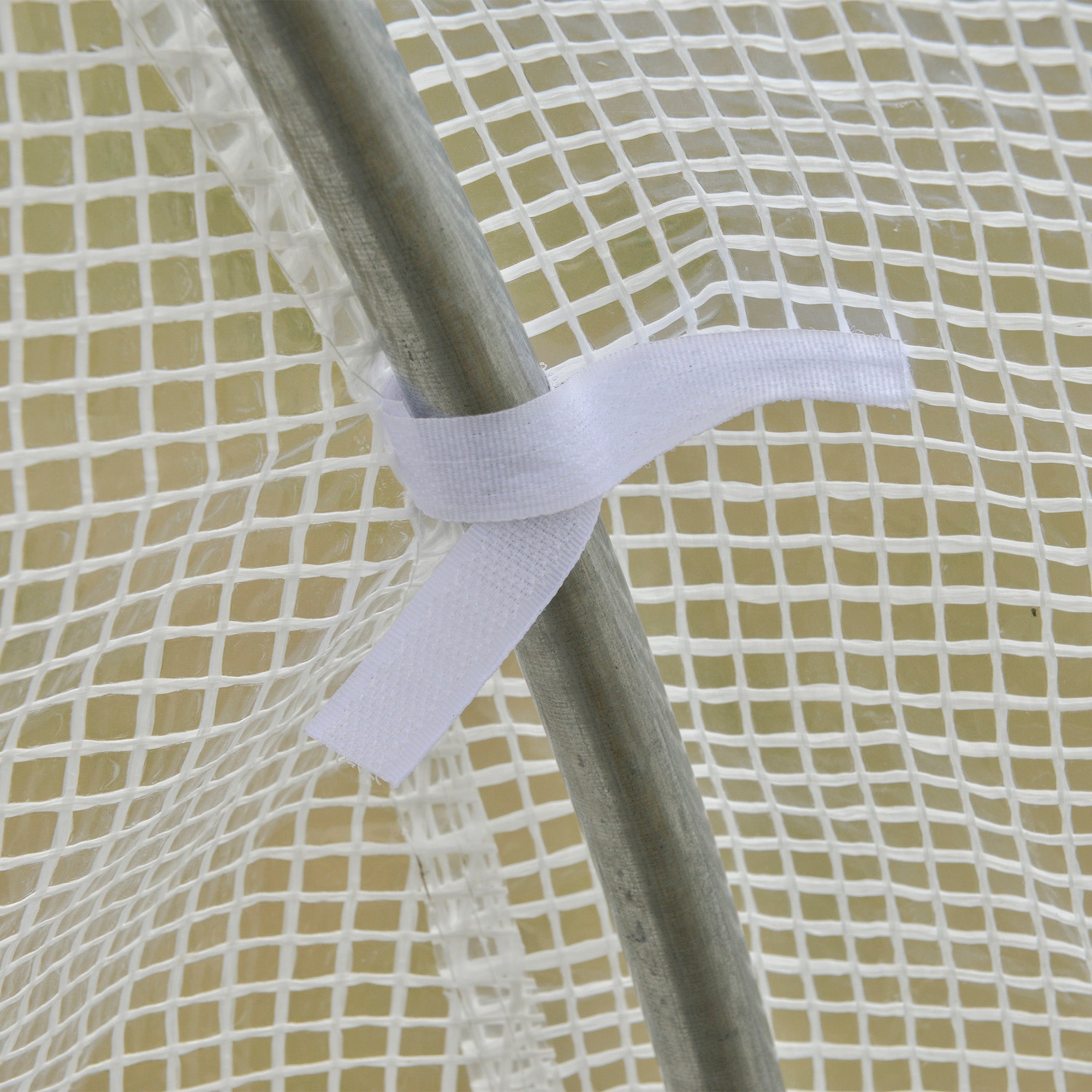 Garden Tunnel Greenhouse dim. 3.5L x 3W x 2H m Door + 6 roll-up windows Galvanized Steel High-Density PE Cover White