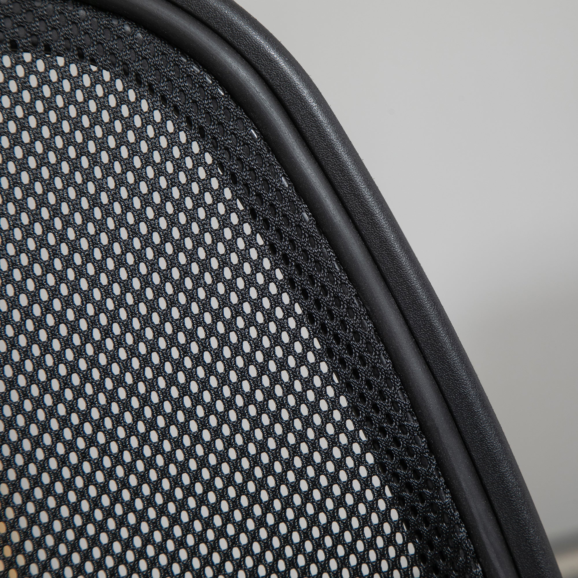 Adjustable Height Office Chair with Armrests, Swivel Wheels, and Foam-padded Seat, 60x56x110-132cm, Black