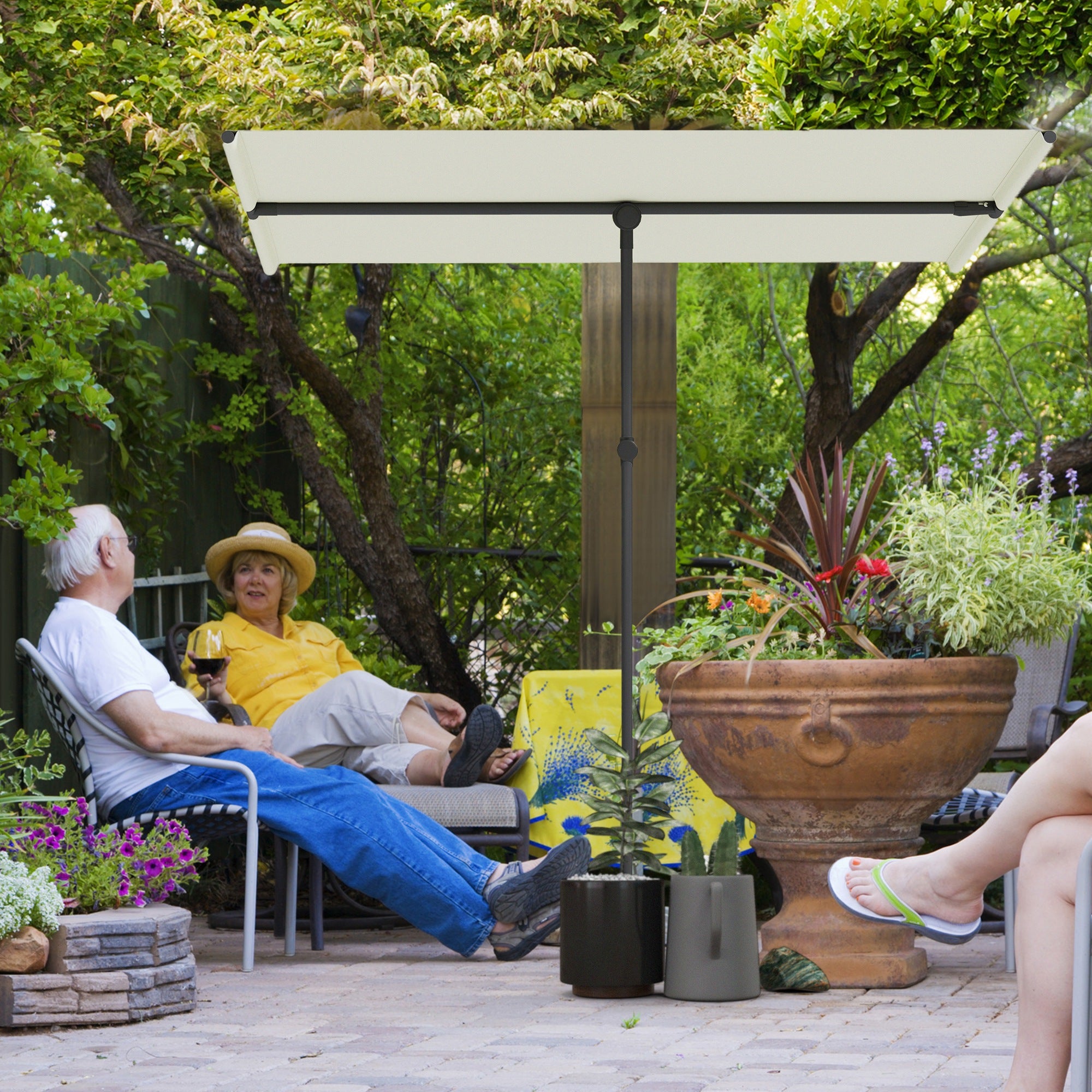 Umbrella 180 Degree Rotating Height Adjustable Garden Patio Umbrella with Aluminum Pole Market Umbrella Sun Protection Parasol Balcony Umbrella Sunshade for Balcony 150x205cm Beige