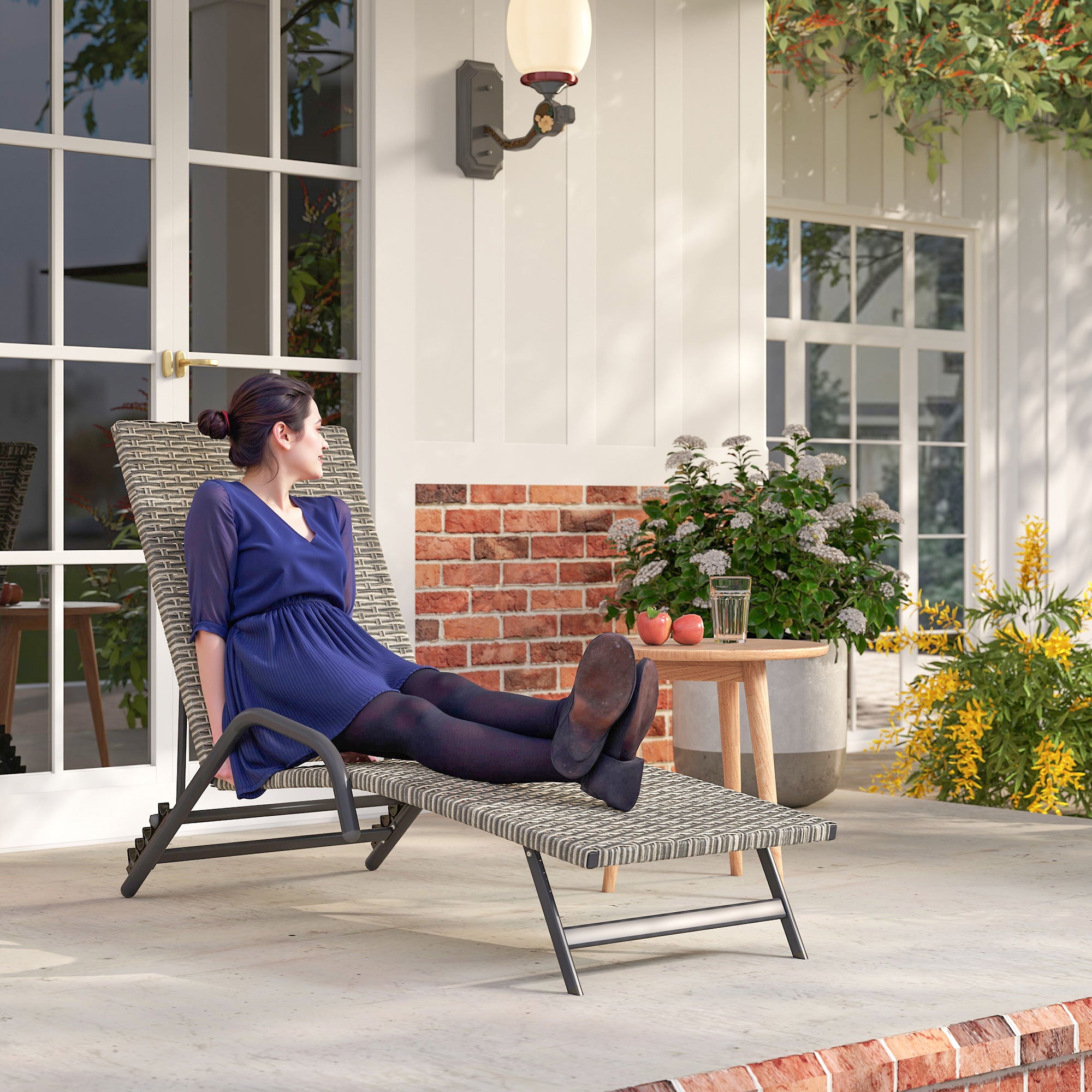 Braided Resin Sun Lounger, Reclining Outdoor Garden Sunbed, Adjustable in 4 levels, S-shaped, for camping pool terrace, 156 x 62 x 96 cm, brown