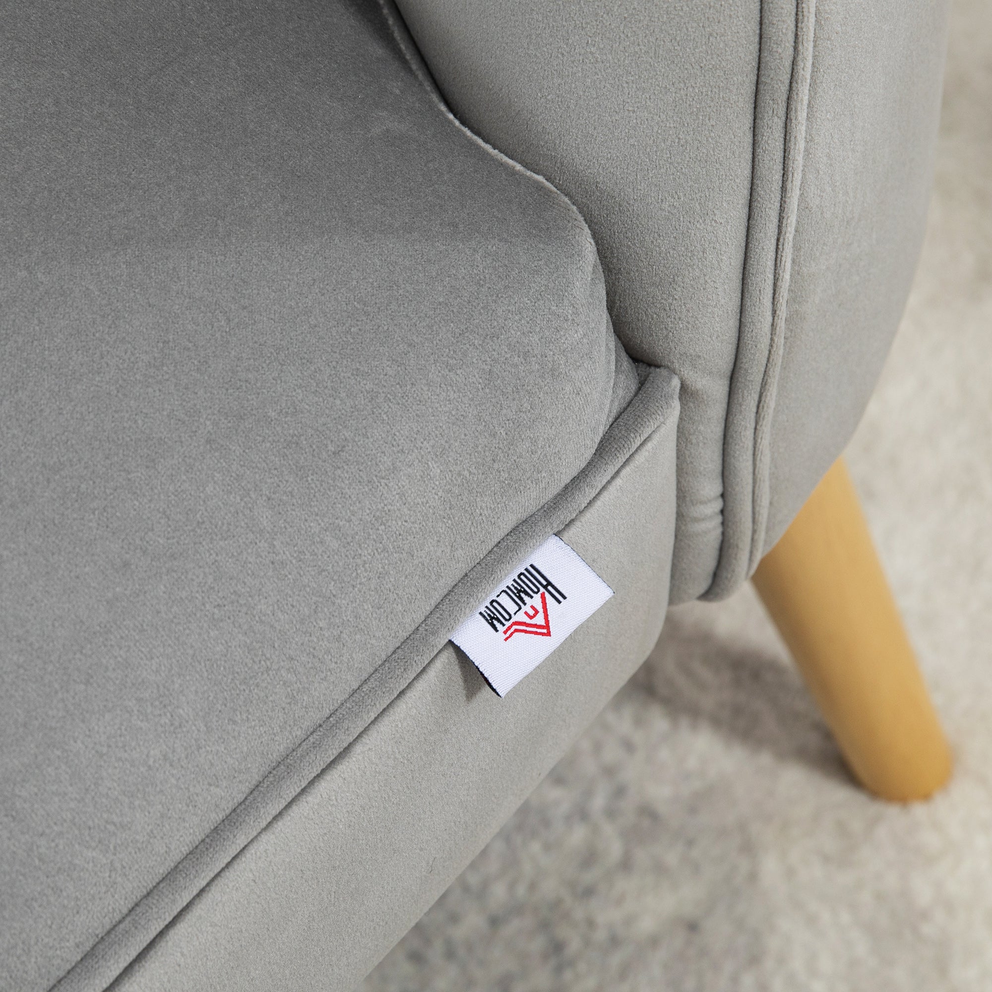 Upholstered Armchair for Living Room and Dining Room with Wooden Legs and Velvet Effect Fabric, 60x66x79 cm, Gray