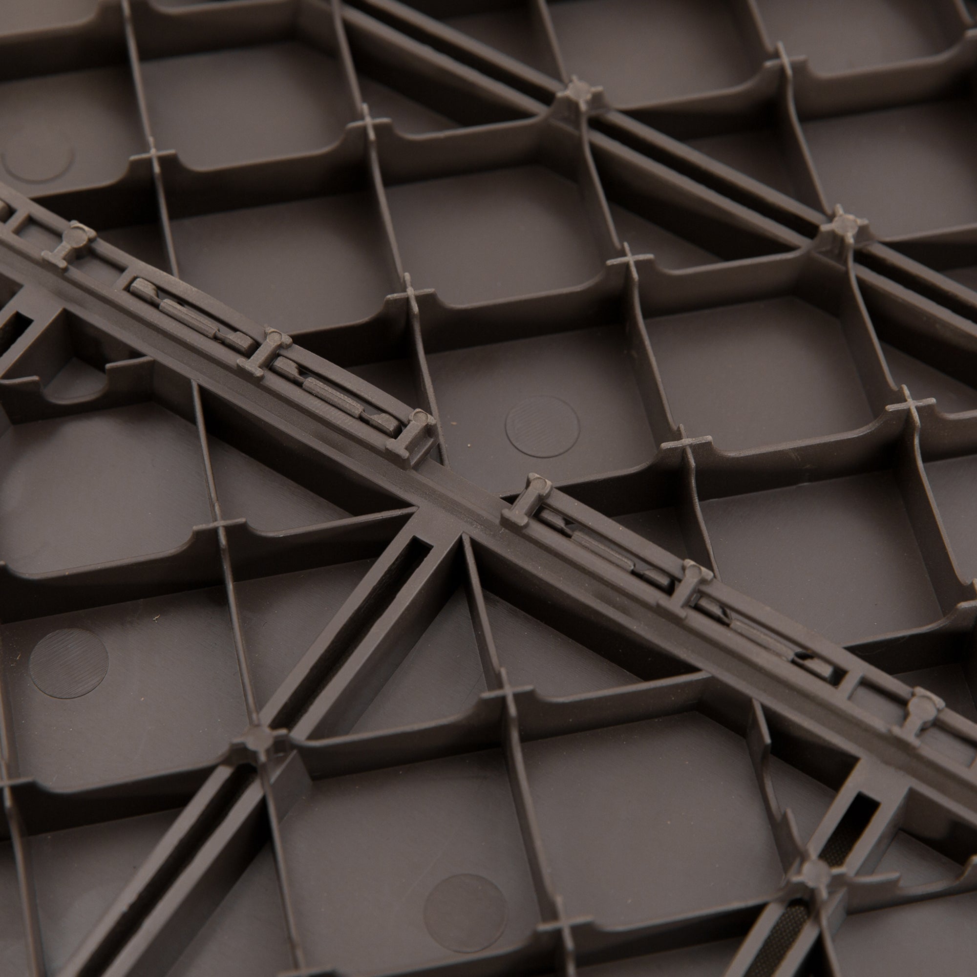 Patio Tiles 30 x 30 cm 9 Pieces 0.81㎡ Interlocking Tiles Balcony Tiles with Click System Drainage Function Floor Tile for Terrace Balcony Brown