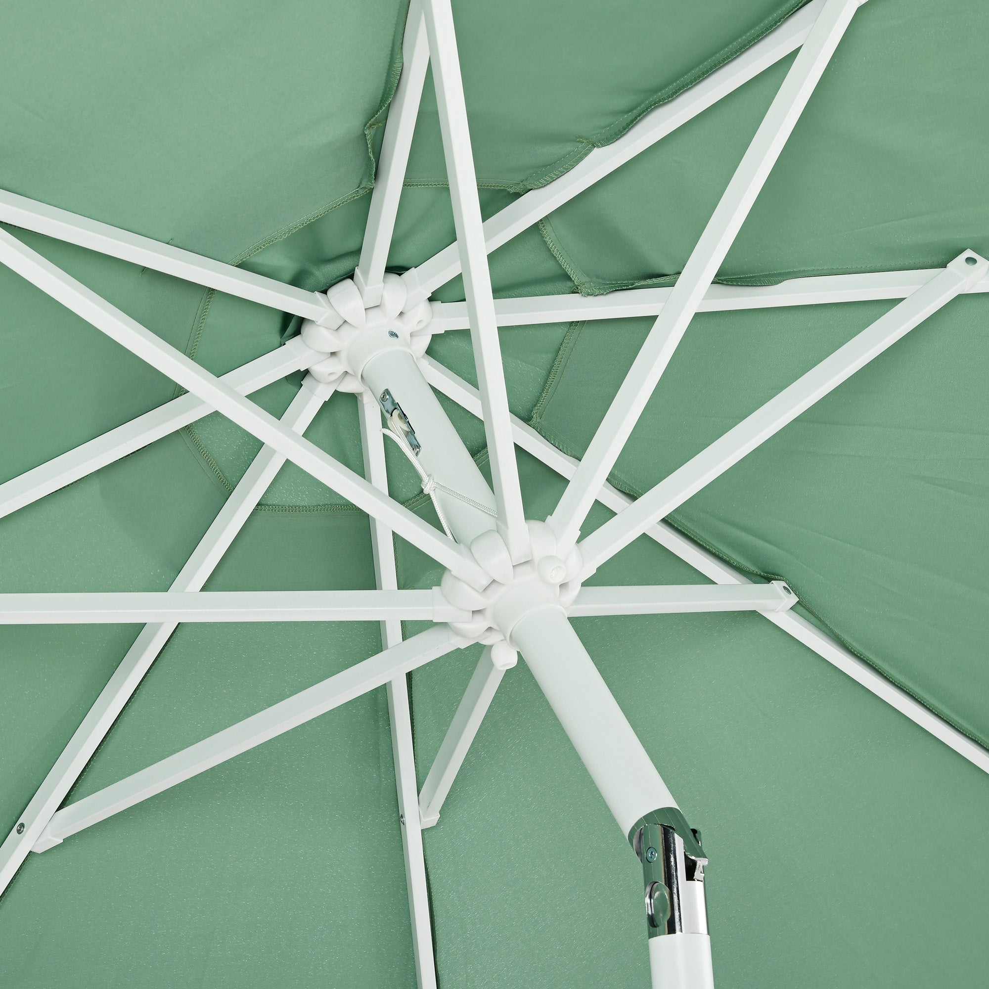 Garden Parasol Outdoor Tilt Fringed Umbrella with Crank 8 Ribs Ø 2.65 x 2.45m Green