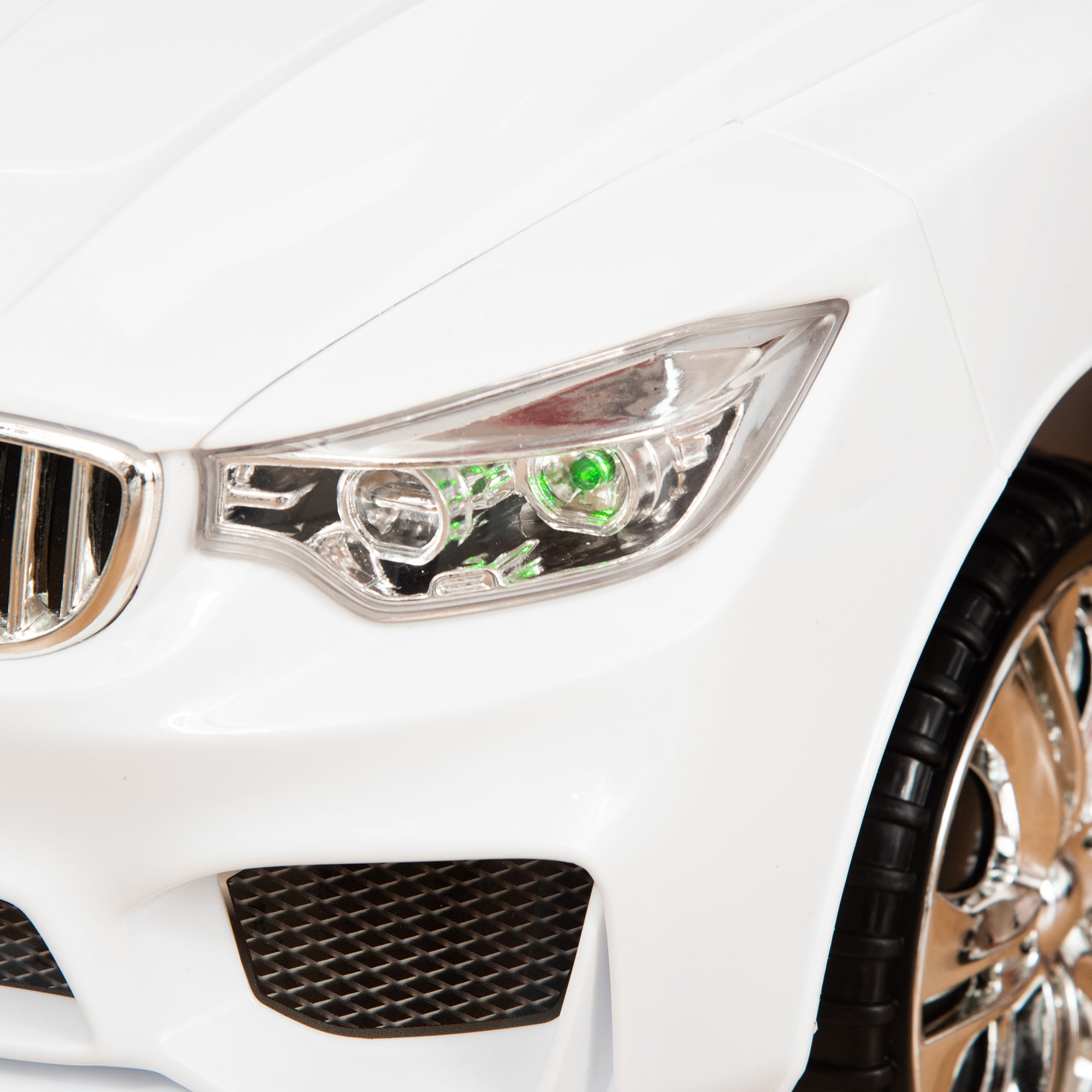 Ride-On Car for Children 18-36 Months Toddler Ride-On with Headlights Music Horn Steering Wheel Storage Space and Push Handle 63.5x28x36 cm White