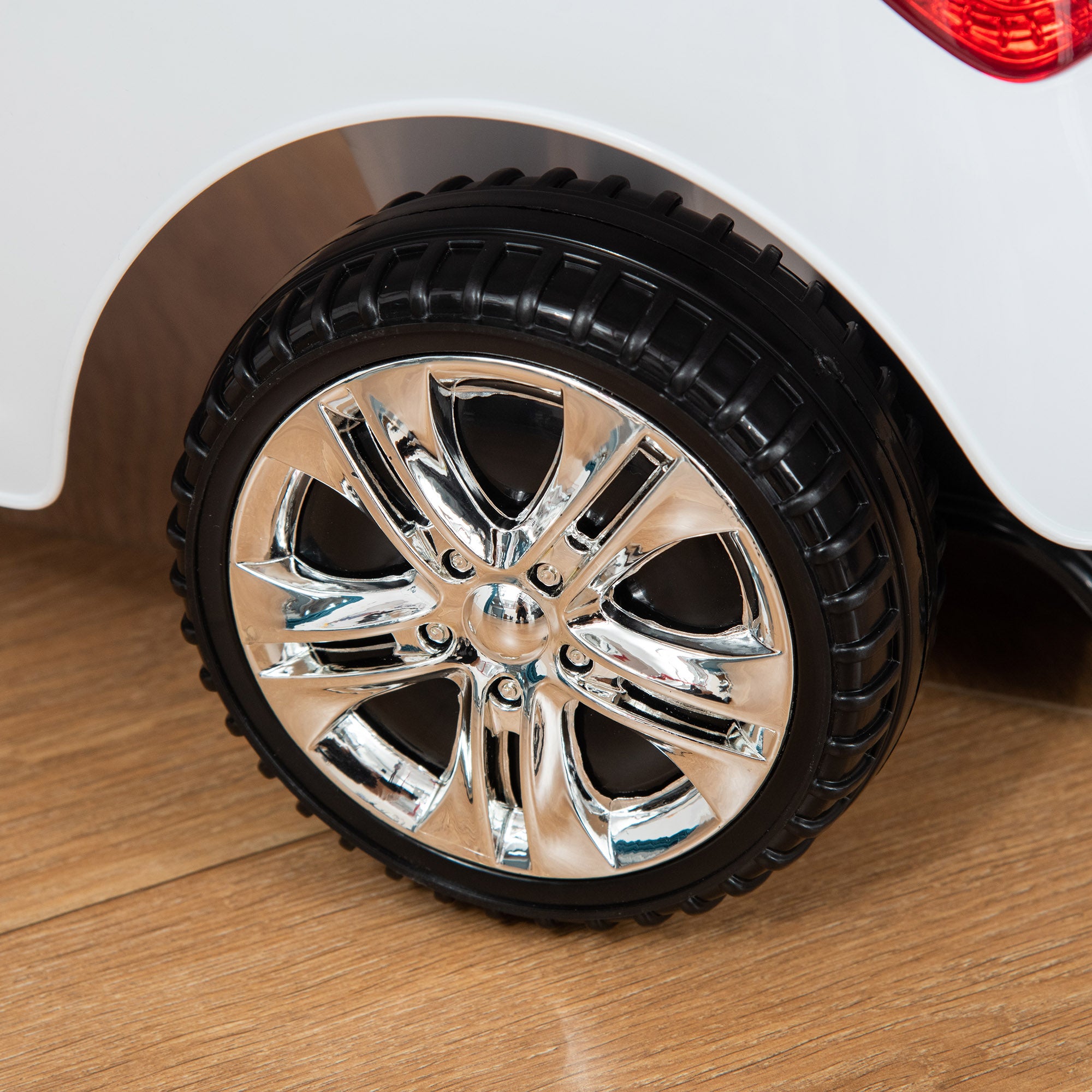 Ride-On Car for Children 18-36 Months Toddler Ride-On with Headlights Music Horn Steering Wheel Storage Space and Push Handle 63.5x28x36 cm White