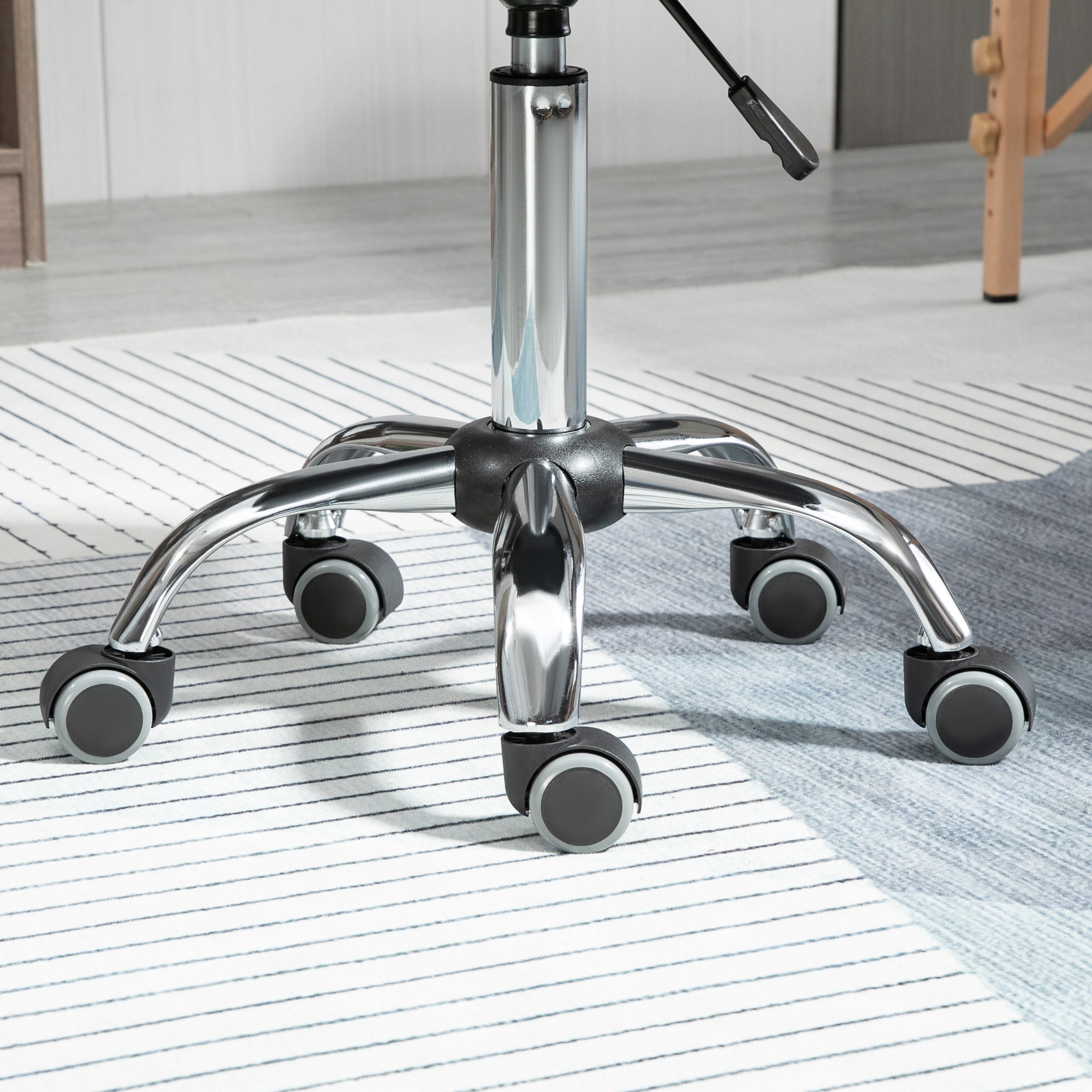 Rolling Stool - 360° swivel work stool - ergonomic stool - adjustable seat height 47-62 cm - padded synthetic cover black chrome metal